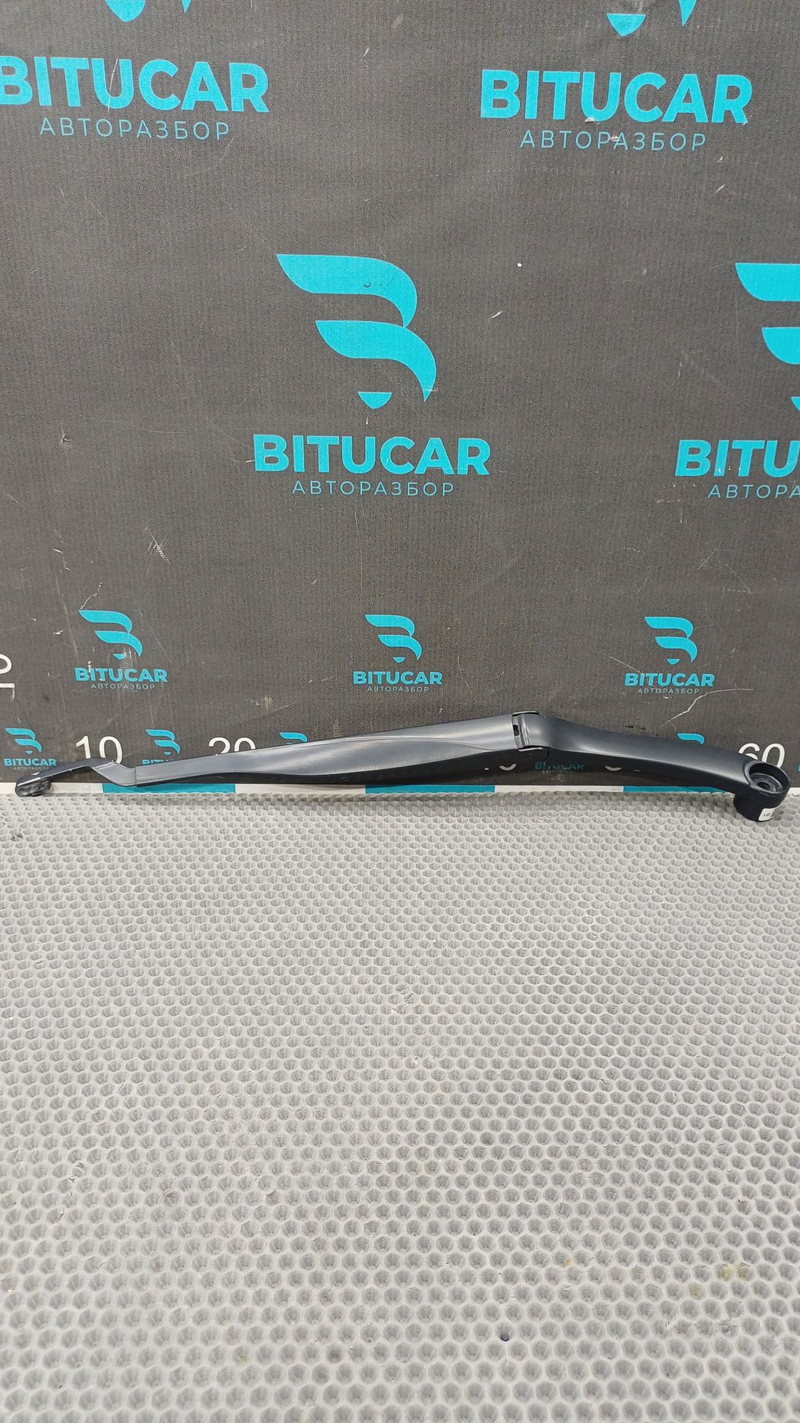 https://ycs.partsauto.market/partsauto-images/thmbs/userImages/c8f07ba63eb5b2f0f6006ea854bf8f7d/part/cec873c8-e3d5-4782-9e63-9e23e7abc326_1775718270620.jpg