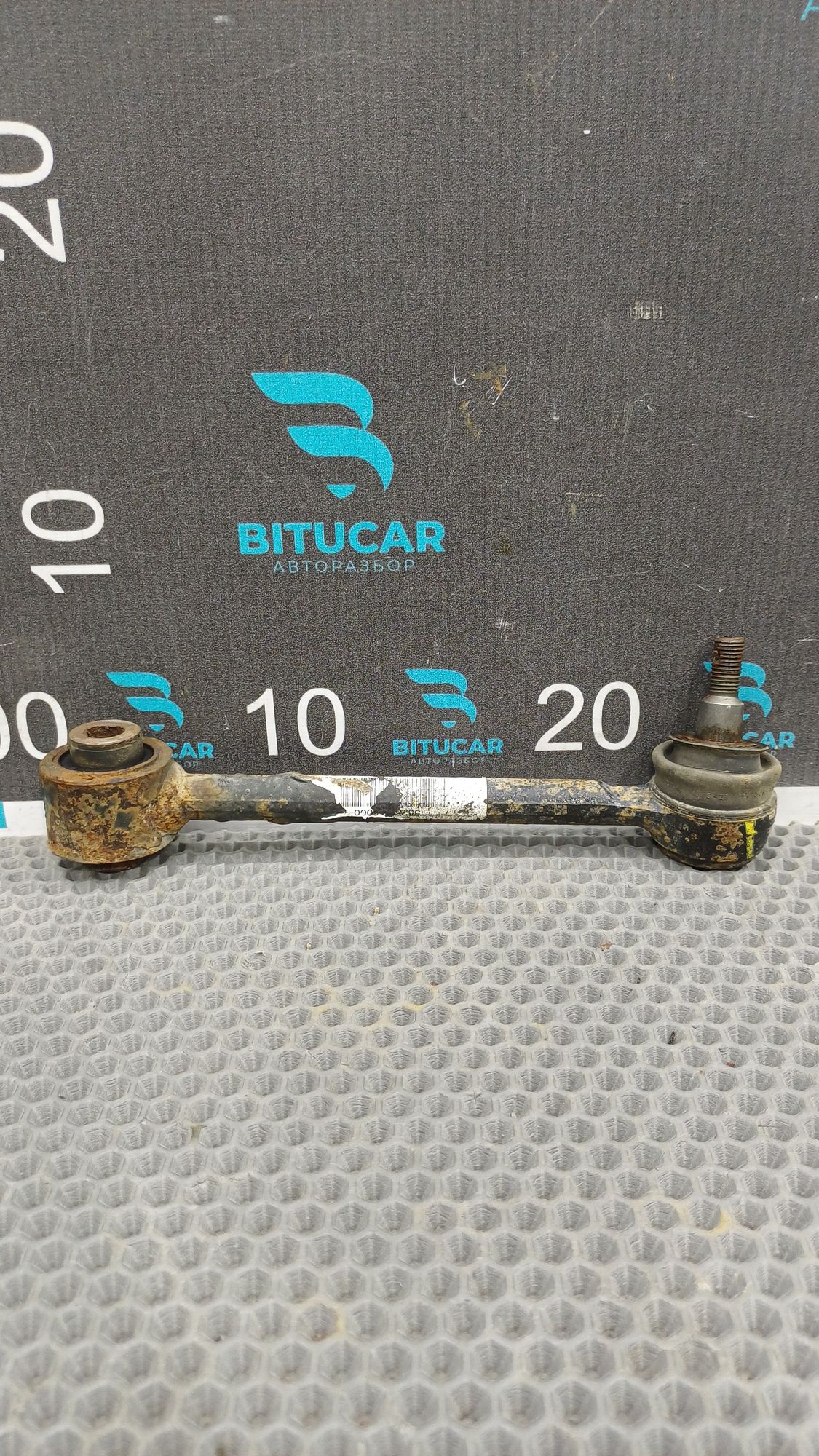 https://ycs.partsauto.market/partsauto-images/thmbs/userImages/c8f07ba63eb5b2f0f6006ea854bf8f7d/part/cf9015b6-2d93-43da-8392-65148840b342_1777291514811.jpg