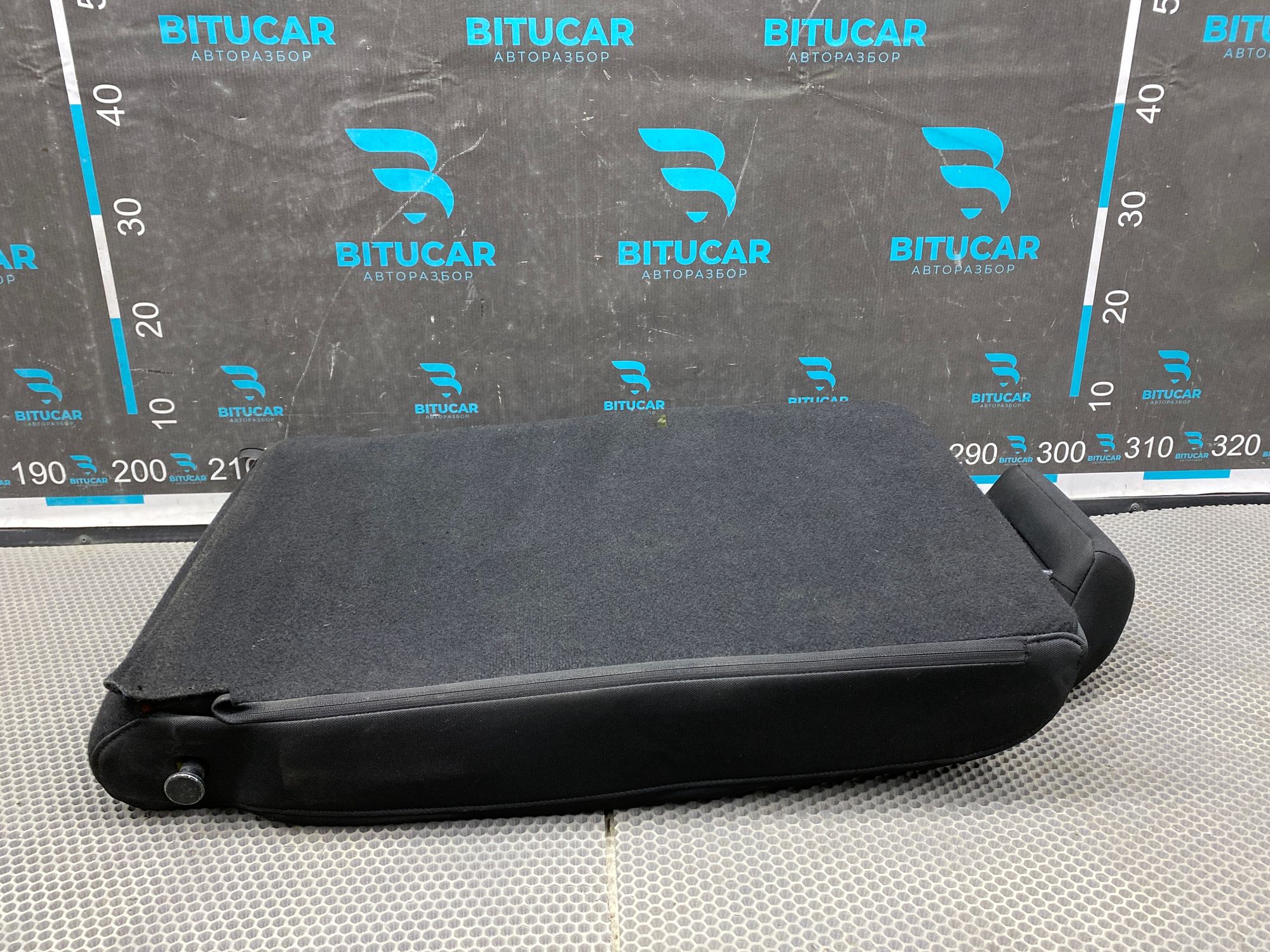 https://ycs.partsauto.market/partsauto-images/thmbs/userImages/c8f07ba63eb5b2f0f6006ea854bf8f7d/part/cf9e5300-edb6-4df5-992b-b6bd12c702bb_1777034398779.jpg