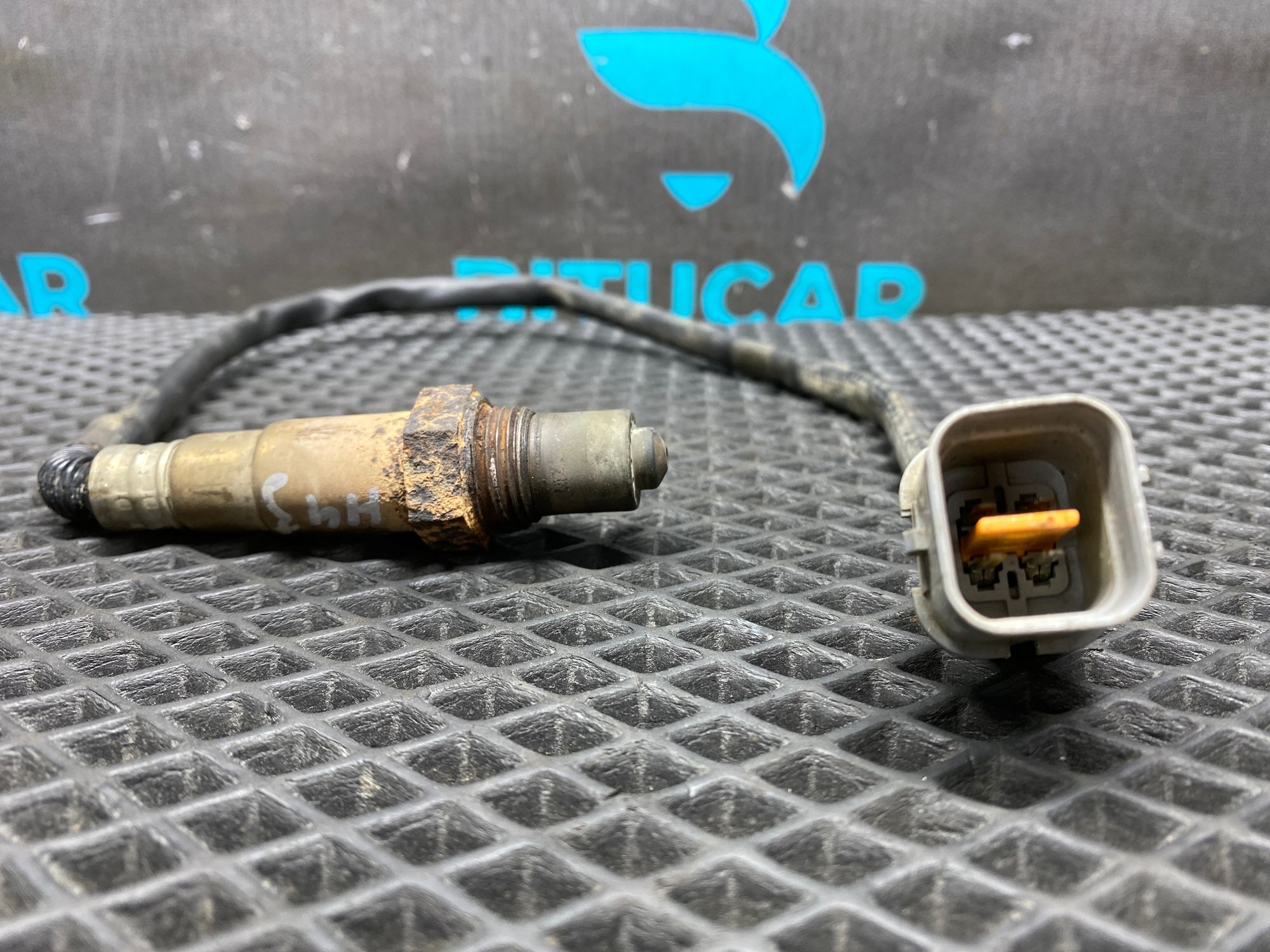 https://ycs.partsauto.market/partsauto-images/thmbs/userImages/c8f07ba63eb5b2f0f6006ea854bf8f7d/part/cfee14b4-240f-463a-84a2-04a9d559555a_1777289104039.jpg