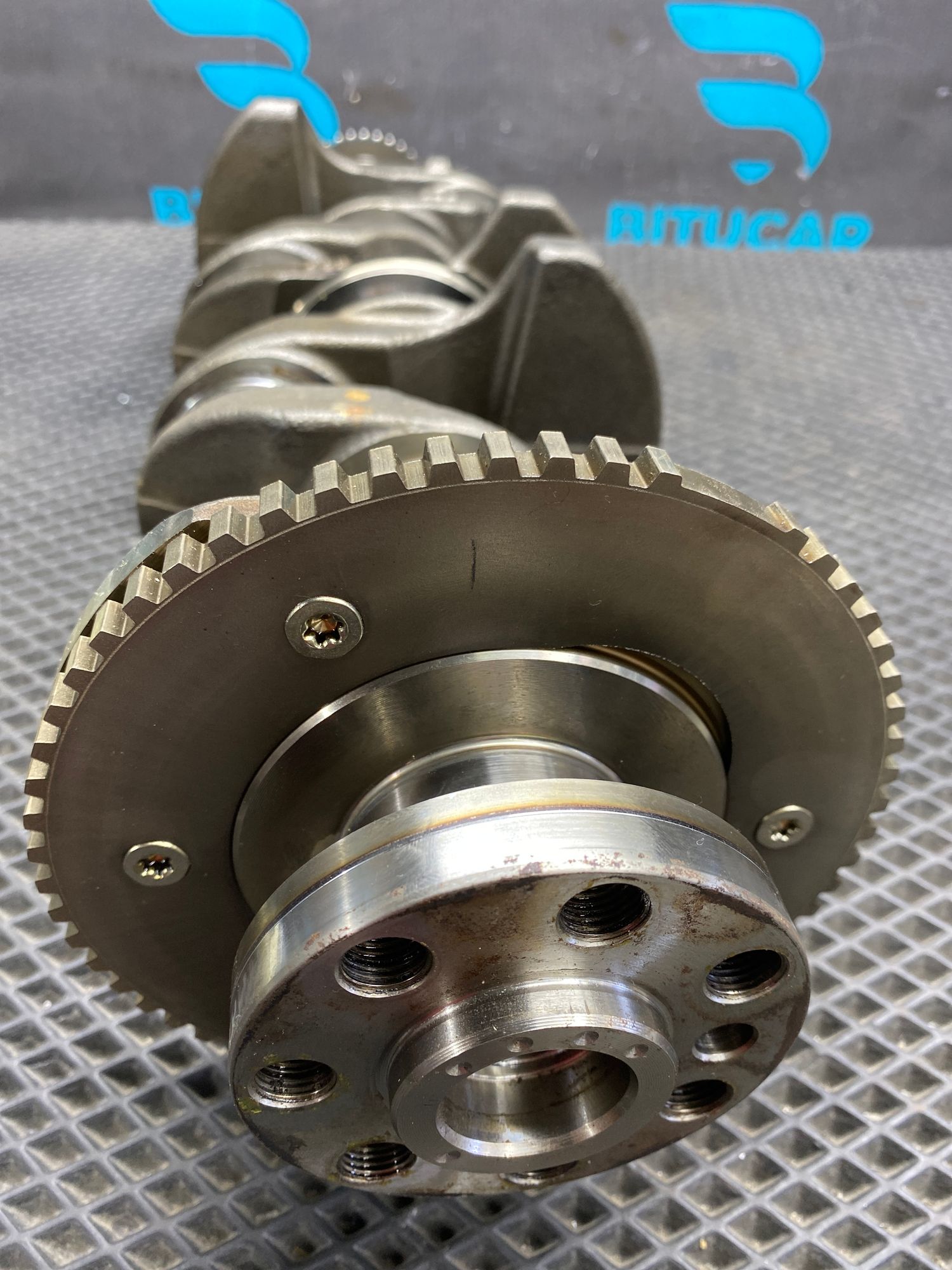 https://ycs.partsauto.market/partsauto-images/thmbs/userImages/c8f07ba63eb5b2f0f6006ea854bf8f7d/part/d03b6fb0-92c1-4450-8afa-8d0feb146543_1777208759193.jpg