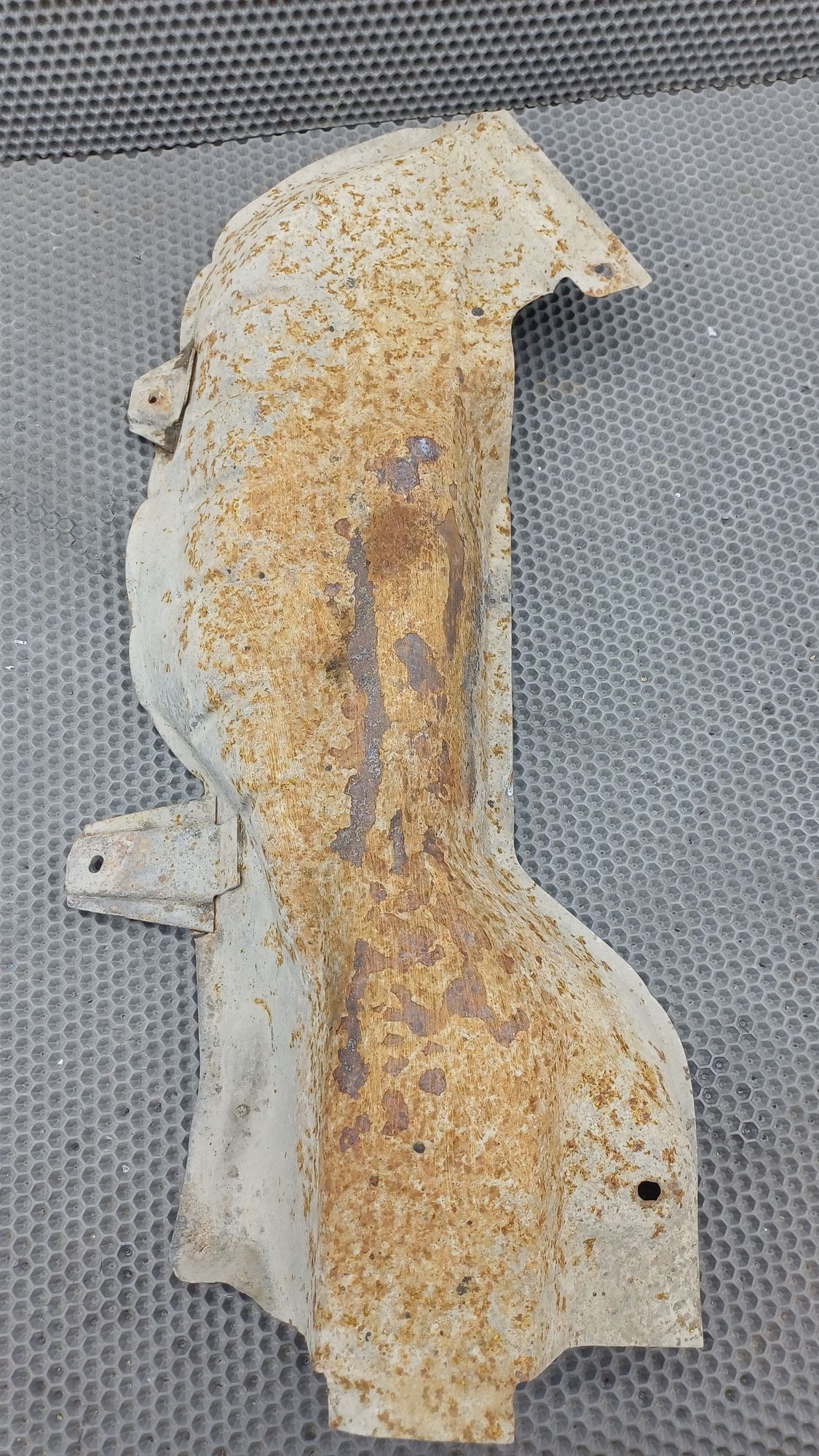 https://ycs.partsauto.market/partsauto-images/thmbs/userImages/c8f07ba63eb5b2f0f6006ea854bf8f7d/part/d0cd50b1-409c-4b6c-9fdb-44570ed7fe31_1774188001651.jpg