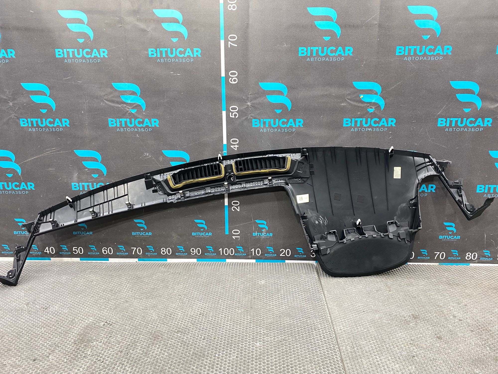 https://ycs.partsauto.market/partsauto-images/thmbs/userImages/c8f07ba63eb5b2f0f6006ea854bf8f7d/part/d2428bb1-23fb-474b-98d4-ac0d2e2fe4e6_1769254806496.jpg