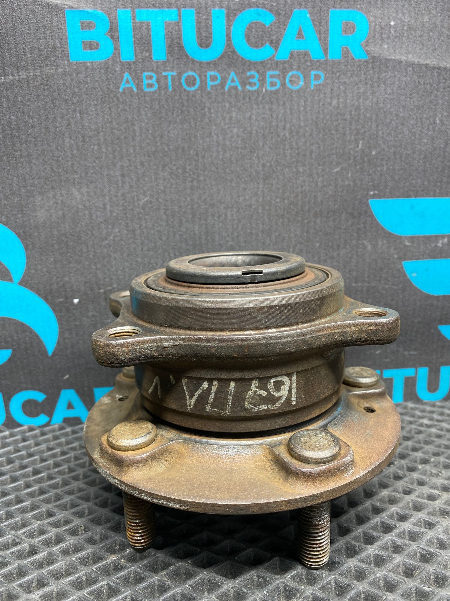 Б/У Ступица передняя левая Kia Optima 4 JF (G4ND) 2.0L AT 2018 Седан, 4490 рублей, Краснодар