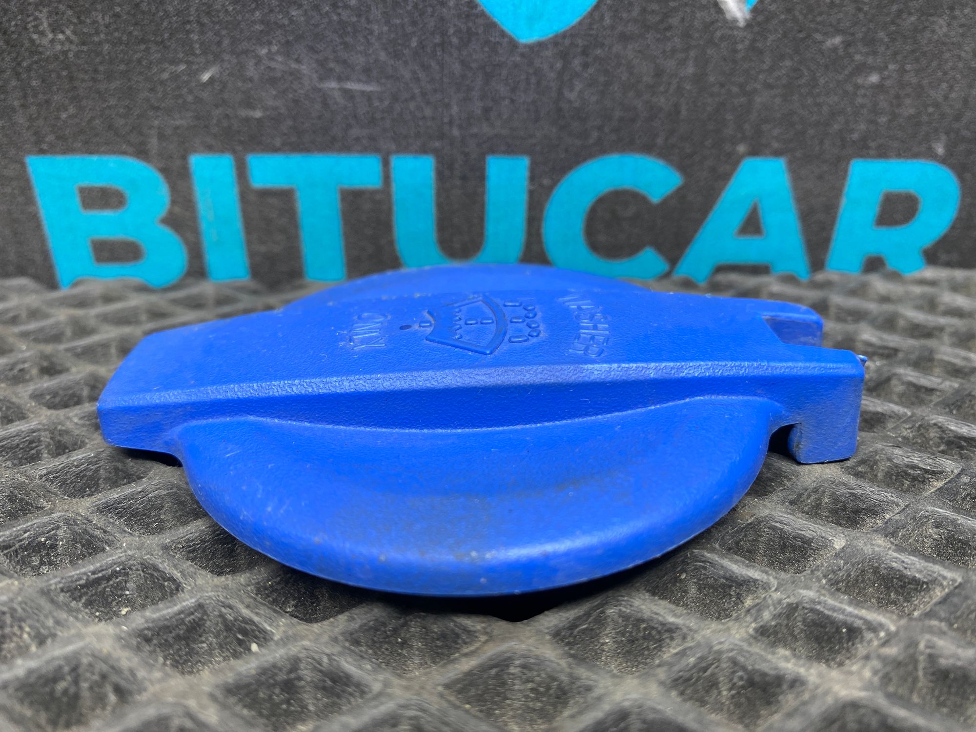 https://ycs.partsauto.market/partsauto-images/thmbs/userImages/c8f07ba63eb5b2f0f6006ea854bf8f7d/part/d3ecc9c0-699b-4c49-a7a3-54751fe81dc3_1776929524663.jpg