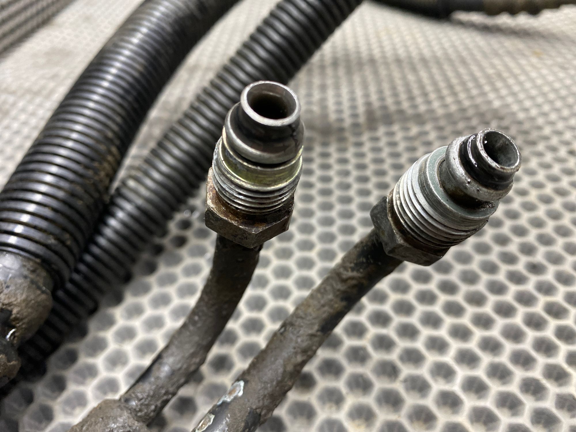 Б/У Трубка ГУР низкого давления  Toyota CARINA E 6 дорест. 1992—1996 1994 Зеленый, 2990 рублей, Краснодар