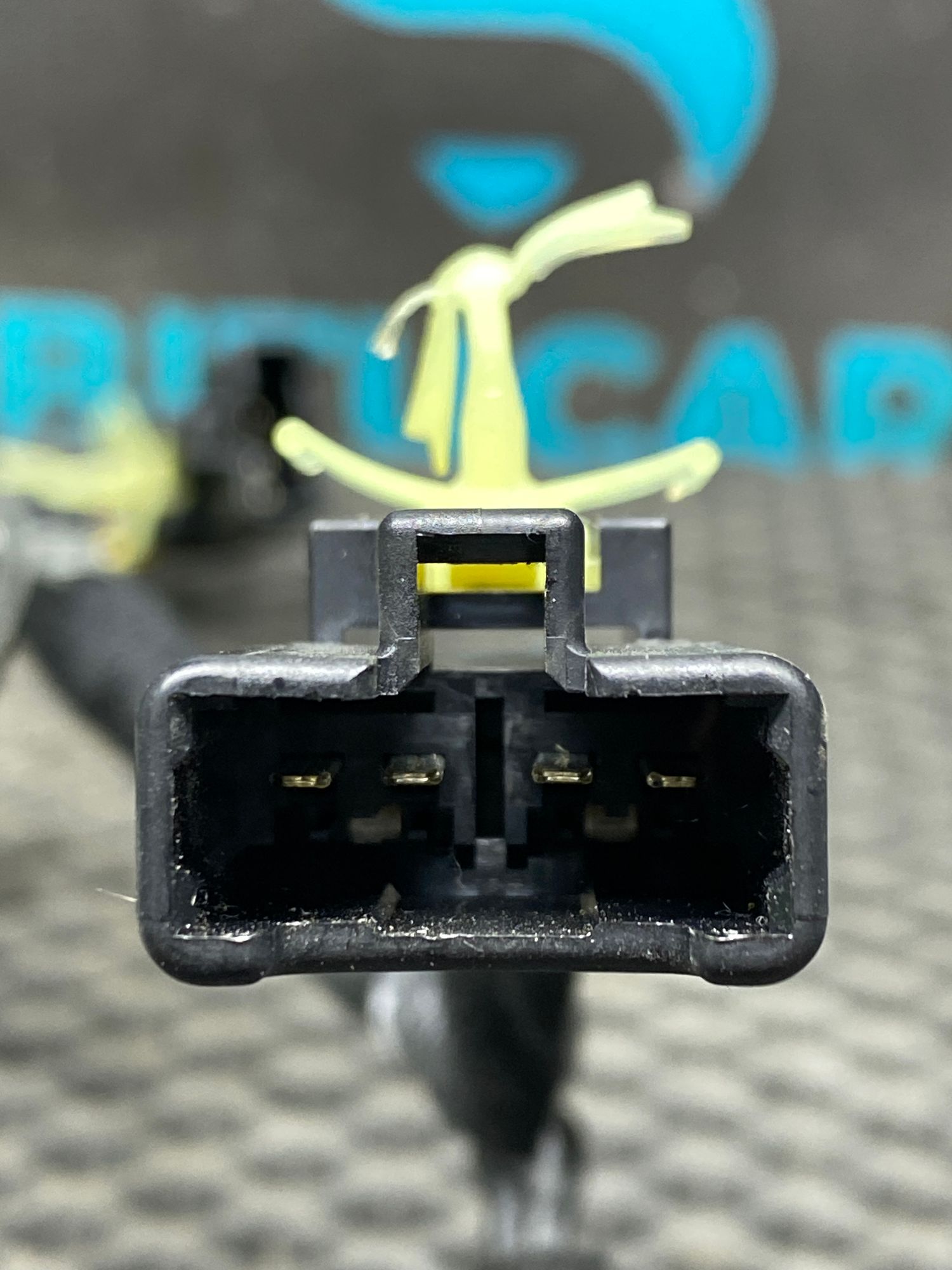 https://ycs.partsauto.market/partsauto-images/thmbs/userImages/c8f07ba63eb5b2f0f6006ea854bf8f7d/part/d455b9e2-2cc6-46e7-9c94-1bbd4b1c7e25_1777454796042.jpg