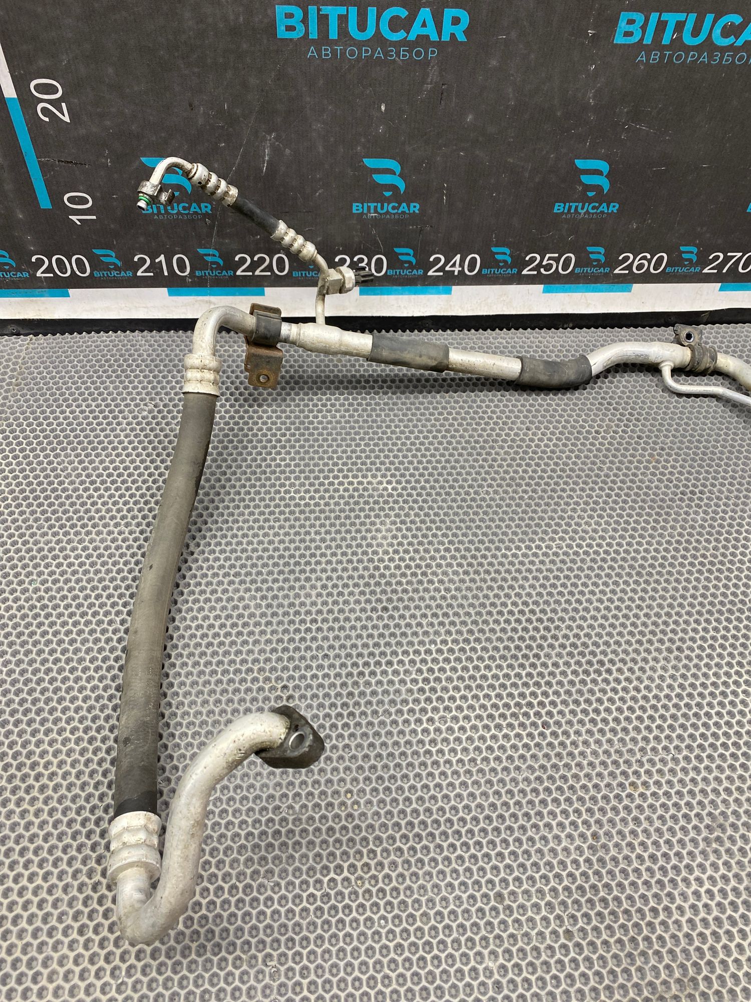 https://ycs.partsauto.market/partsauto-images/thmbs/userImages/c8f07ba63eb5b2f0f6006ea854bf8f7d/part/d4f15373-25ea-4179-a00a-684d5282bf1e_1777555434940.jpg