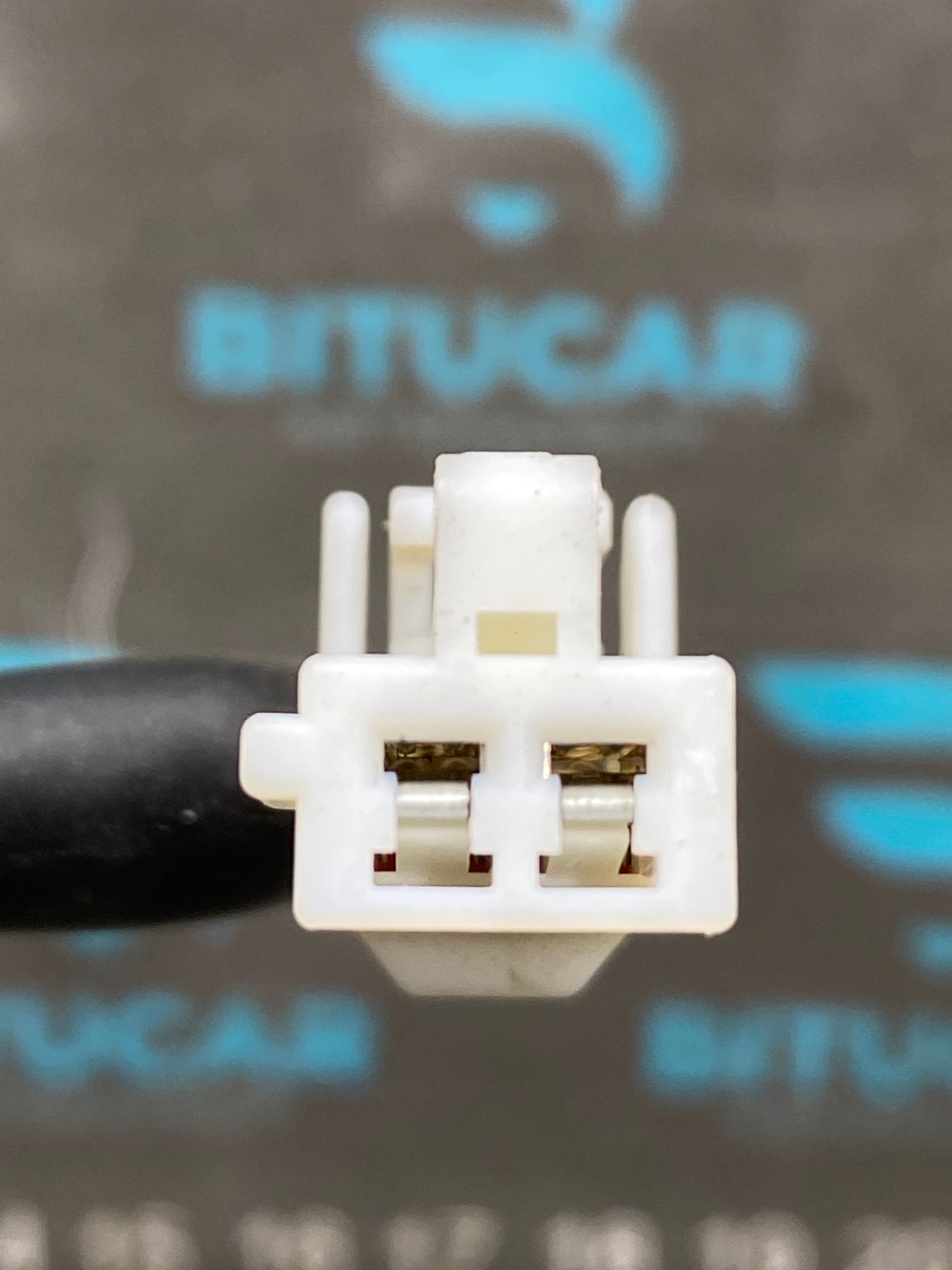 https://ycs.partsauto.market/partsauto-images/thmbs/userImages/c8f07ba63eb5b2f0f6006ea854bf8f7d/part/d56fe39f-a624-4fe2-acc2-e262a7398a8f_1777650028335.jpg