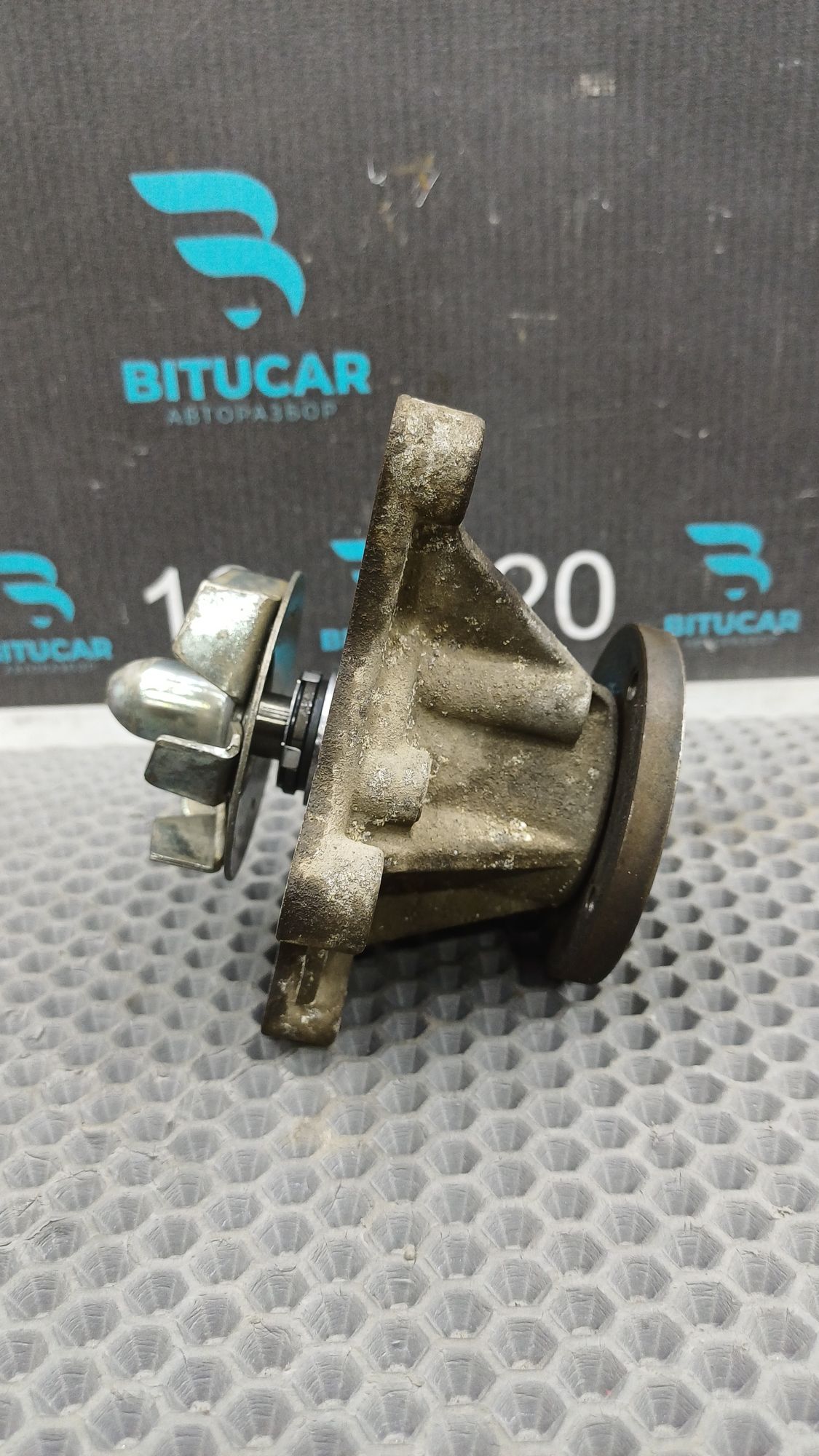 https://ycs.partsauto.market/partsauto-images/thmbs/userImages/c8f07ba63eb5b2f0f6006ea854bf8f7d/part/d5cf8103-e3b6-4cf9-a131-4fabd7f2ef5d_1777376967133.jpg