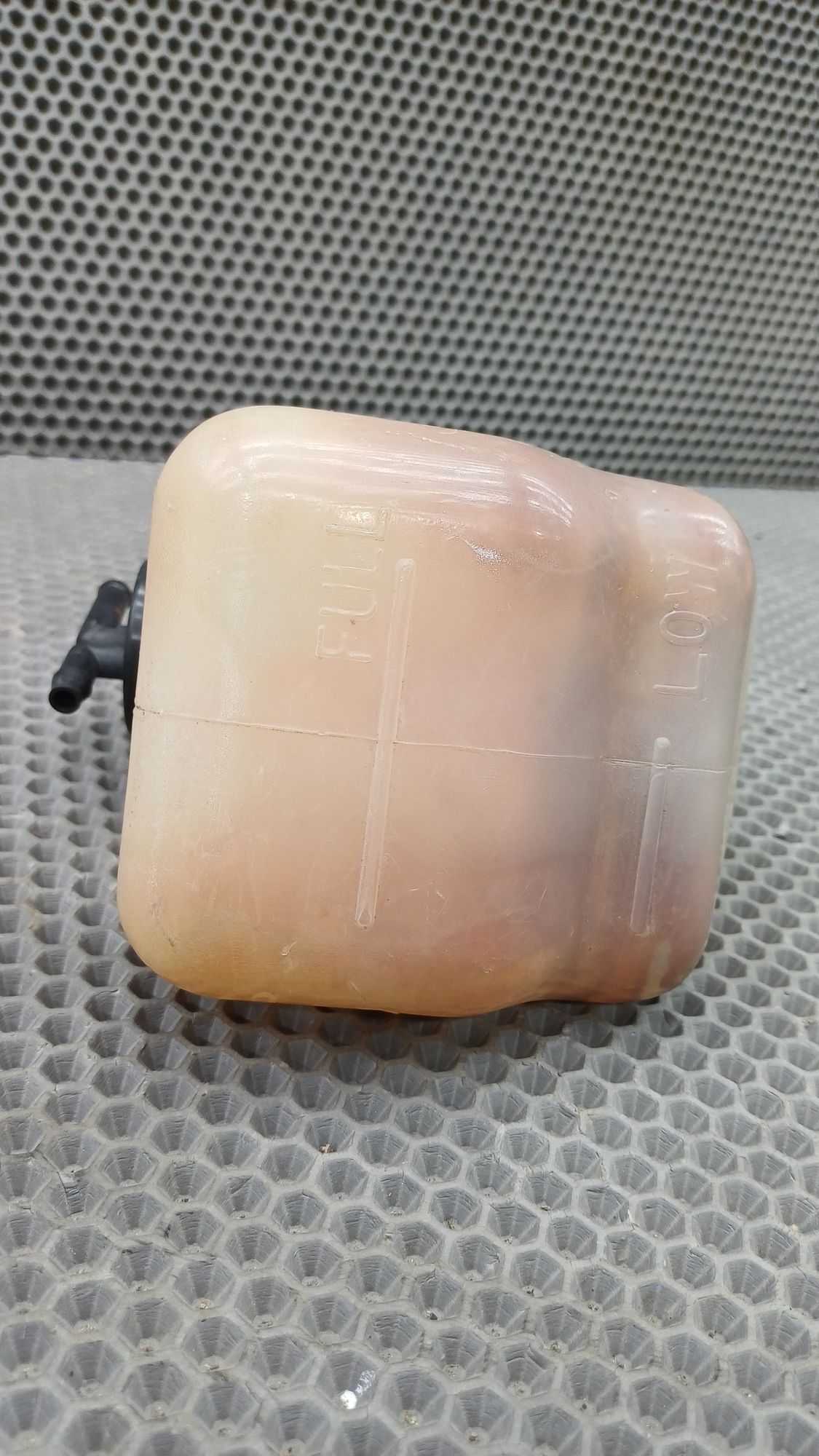 Б/У Бачок расширительный ОЖ Toyota CARINA E 6 дорест. 1992—1996 1994 Зеленый, 1590 рублей, Краснодар