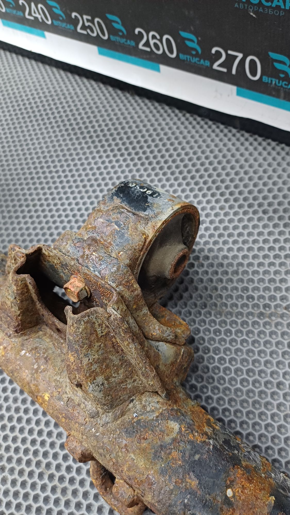 https://ycs.partsauto.market/partsauto-images/thmbs/userImages/c8f07ba63eb5b2f0f6006ea854bf8f7d/part/d7be8d3b-932c-42df-a500-c134f2b4485a_1774938322900.jpg