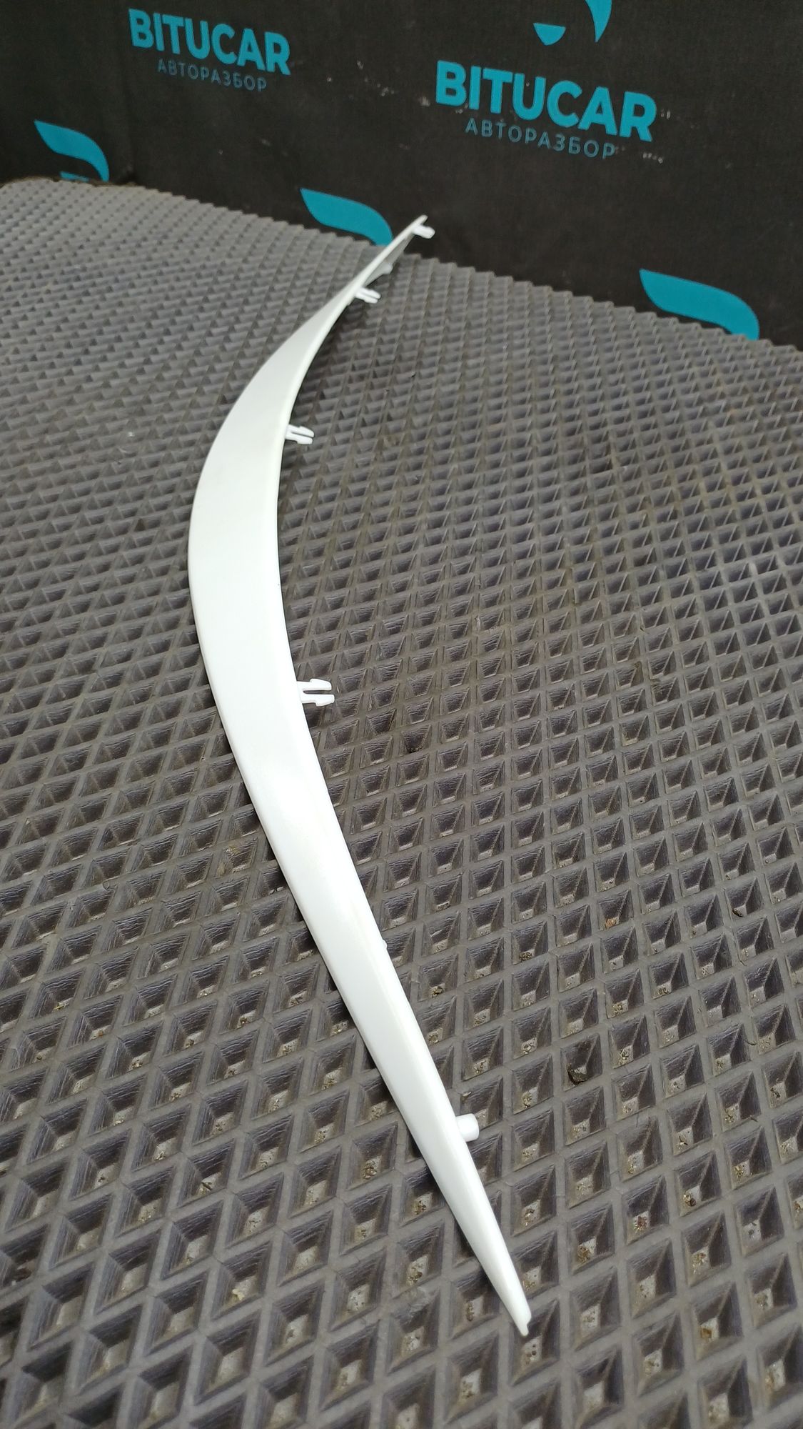 https://ycs.partsauto.market/partsauto-images/thmbs/userImages/c8f07ba63eb5b2f0f6006ea854bf8f7d/part/d7c294b6-8bef-43a5-93a5-7be396f30ef4_1774602102708.jpg
