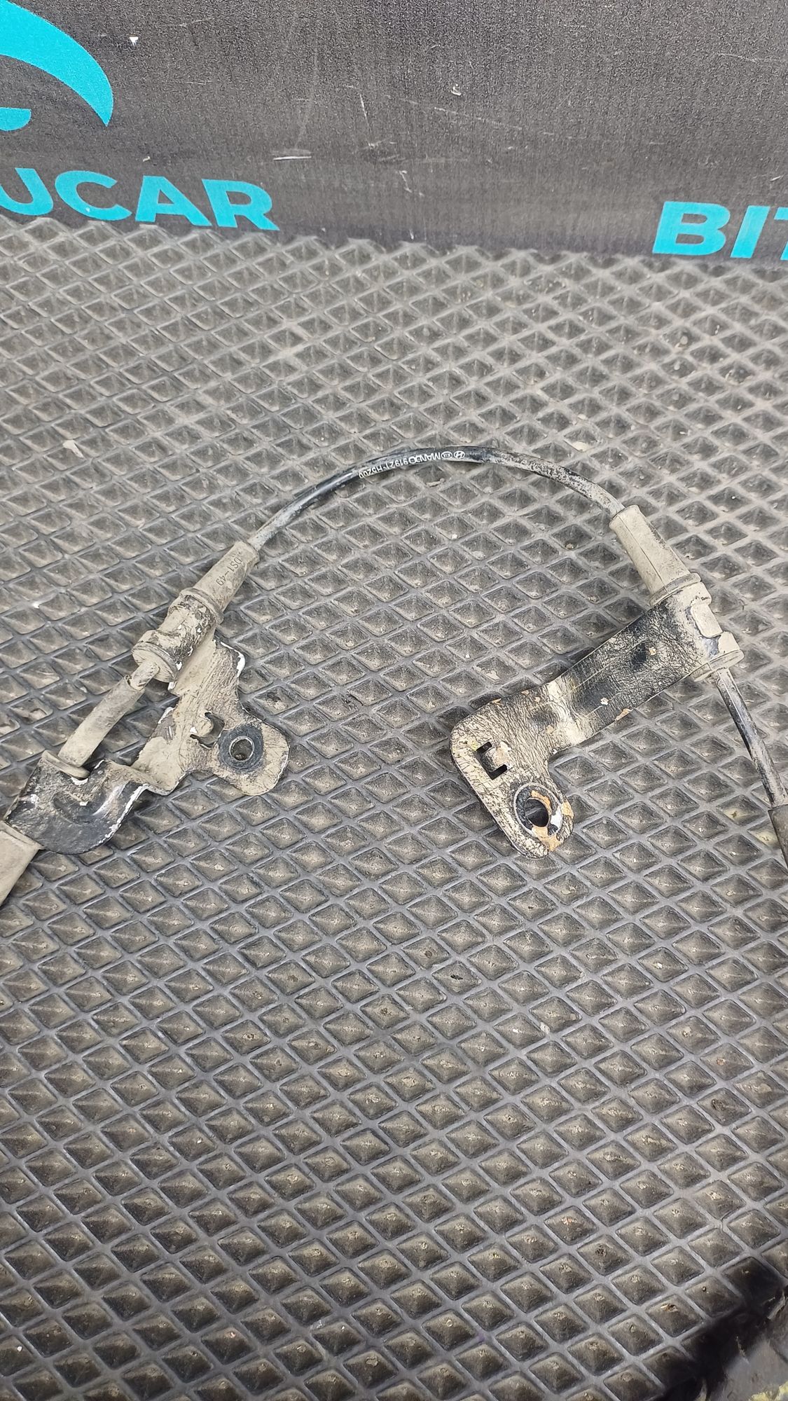 https://ycs.partsauto.market/partsauto-images/thmbs/userImages/c8f07ba63eb5b2f0f6006ea854bf8f7d/part/d8e49326-a757-456b-887f-bab176080530_1777099932063.jpg