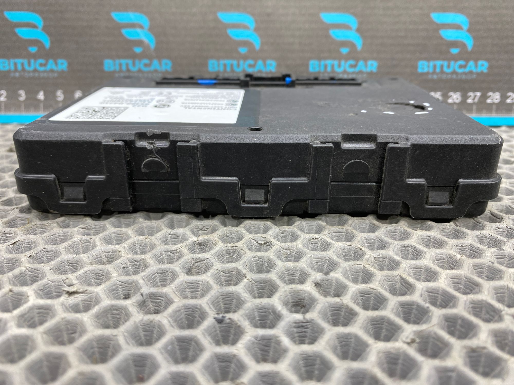 https://ycs.partsauto.market/partsauto-images/thmbs/userImages/c8f07ba63eb5b2f0f6006ea854bf8f7d/part/d91cd9ac-405a-44d4-a21e-d960eae42b62_1777807927201.jpg
