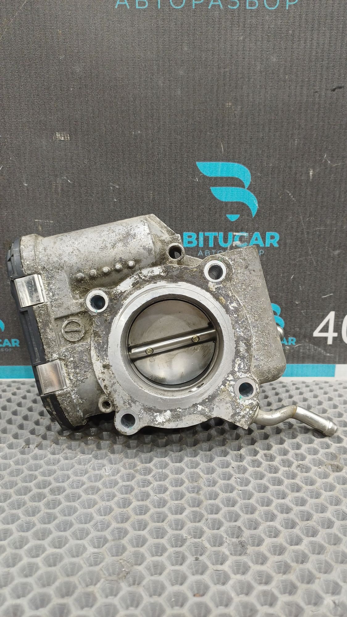 https://ycs.partsauto.market/partsauto-images/thmbs/userImages/c8f07ba63eb5b2f0f6006ea854bf8f7d/part/d994b550-db2f-4eaa-afa6-9fce5524d7f2_1777376007823.jpg