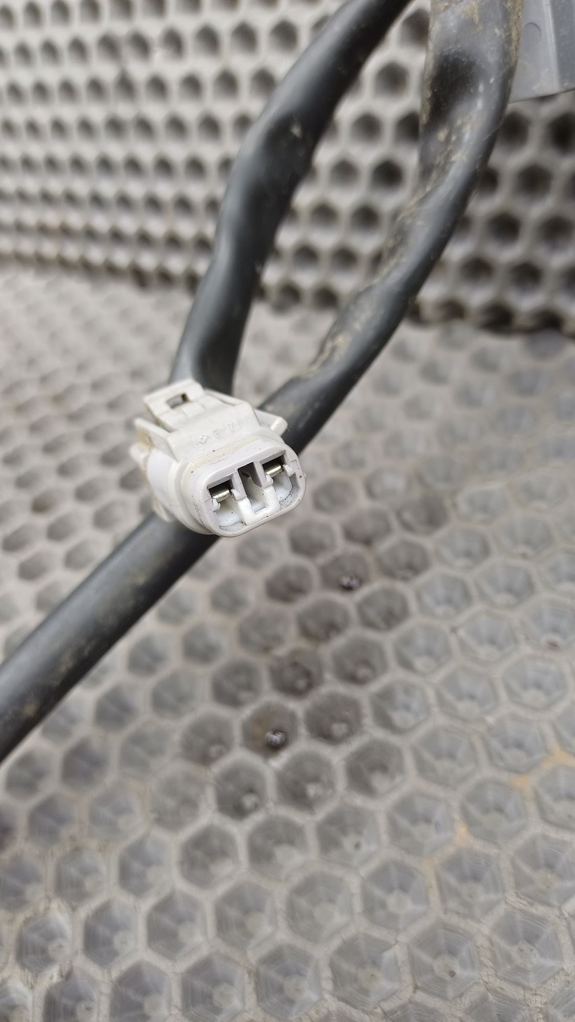 https://ycs.partsauto.market/partsauto-images/thmbs/userImages/c8f07ba63eb5b2f0f6006ea854bf8f7d/part/d9d334b0-9f56-409a-8a21-e210da2079fe_1774343691360.jpg