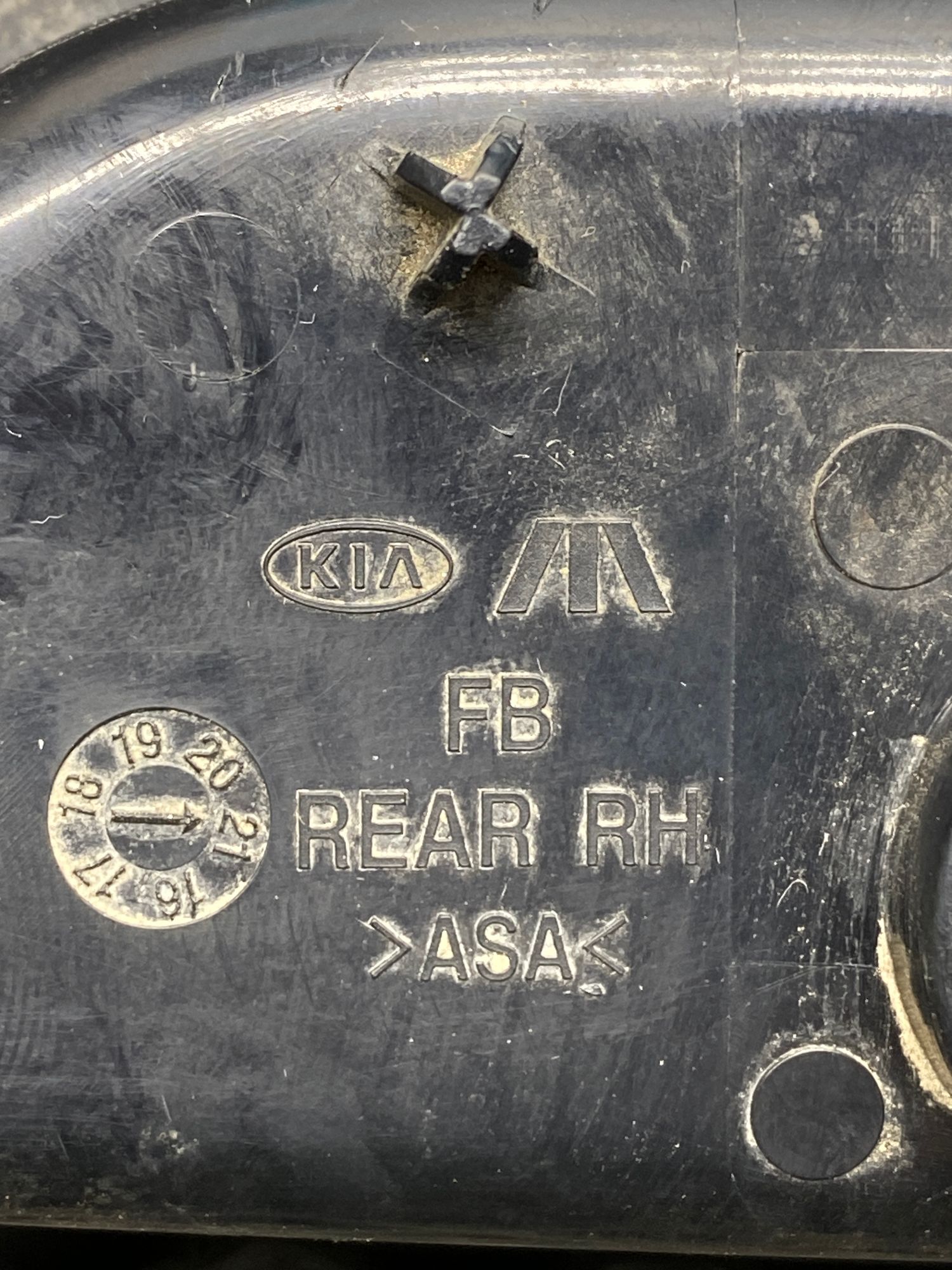 https://ycs.partsauto.market/partsauto-images/thmbs/userImages/c8f07ba63eb5b2f0f6006ea854bf8f7d/part/da1c7dfb-48cf-454b-8c64-cf5d6e41027c_1776929787299.jpg