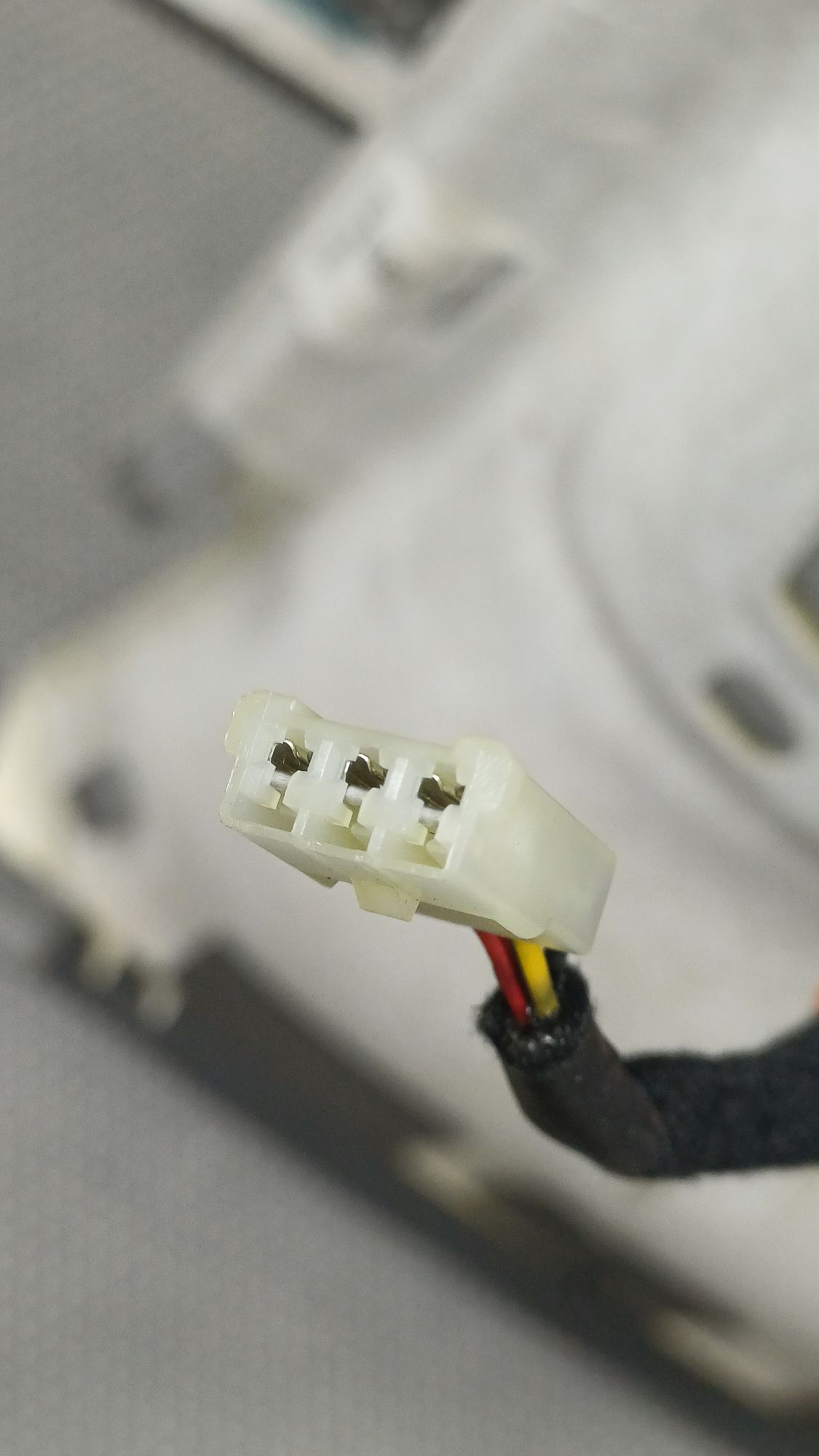 https://ycs.partsauto.market/partsauto-images/thmbs/userImages/c8f07ba63eb5b2f0f6006ea854bf8f7d/part/da2b4764-06c1-4eb2-8e5e-89cdbf2ef06e_1777273597692.jpg