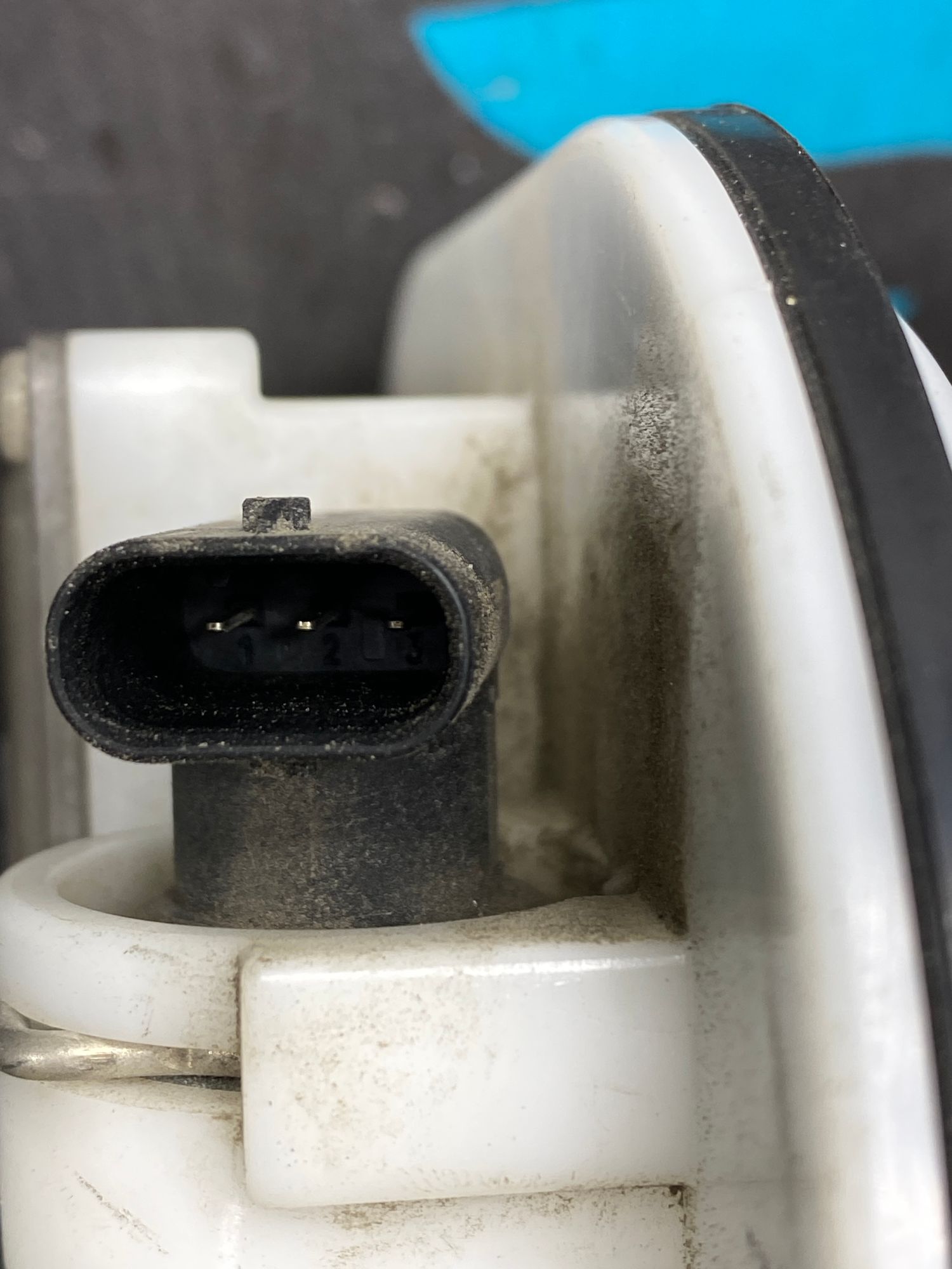 https://ycs.partsauto.market/partsauto-images/thmbs/userImages/c8f07ba63eb5b2f0f6006ea854bf8f7d/part/dc41f19e-09ca-409b-9364-3396f22fc208_1777359502386.jpg