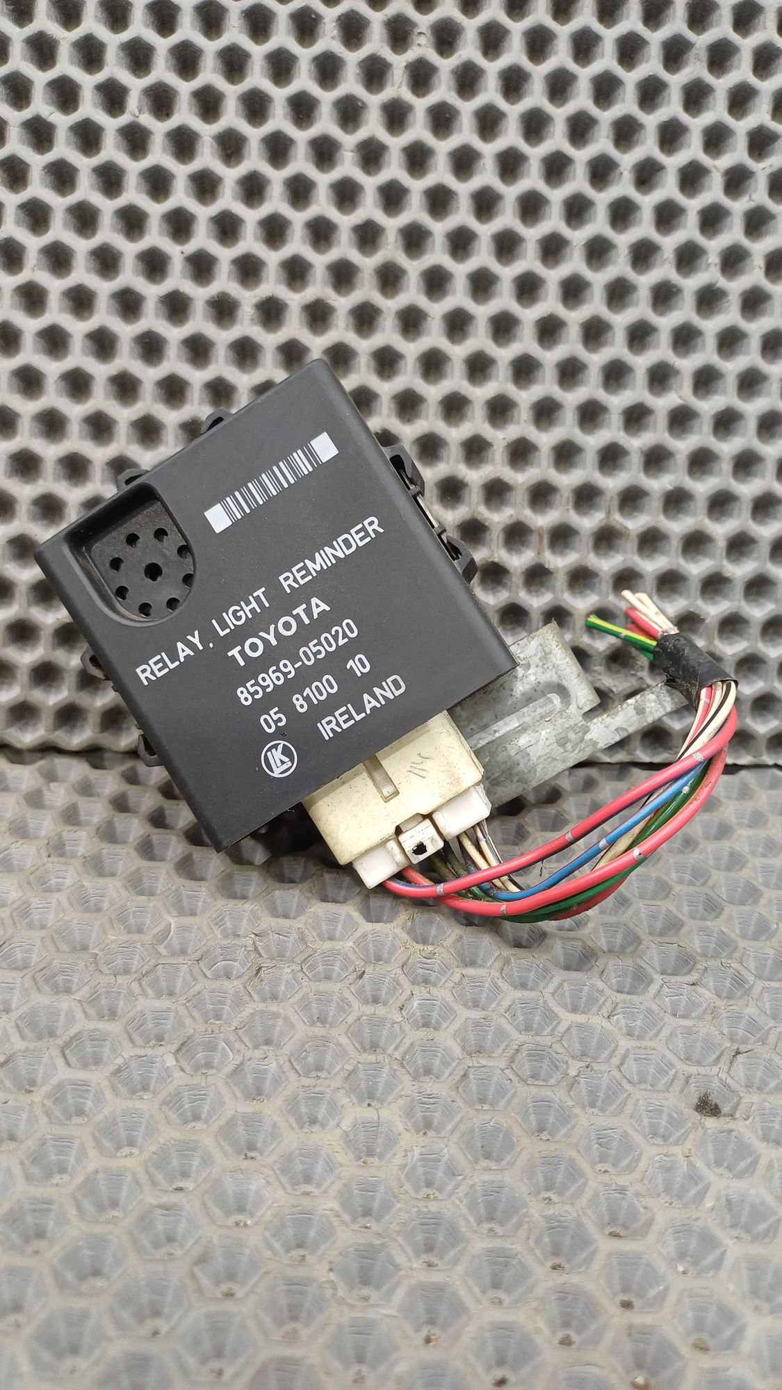 Б/У Блок управления светом с фишкой Toyota CARINA E 6 дорест. 1992—1996 1994 Зеленый, 890 рублей, Краснодар