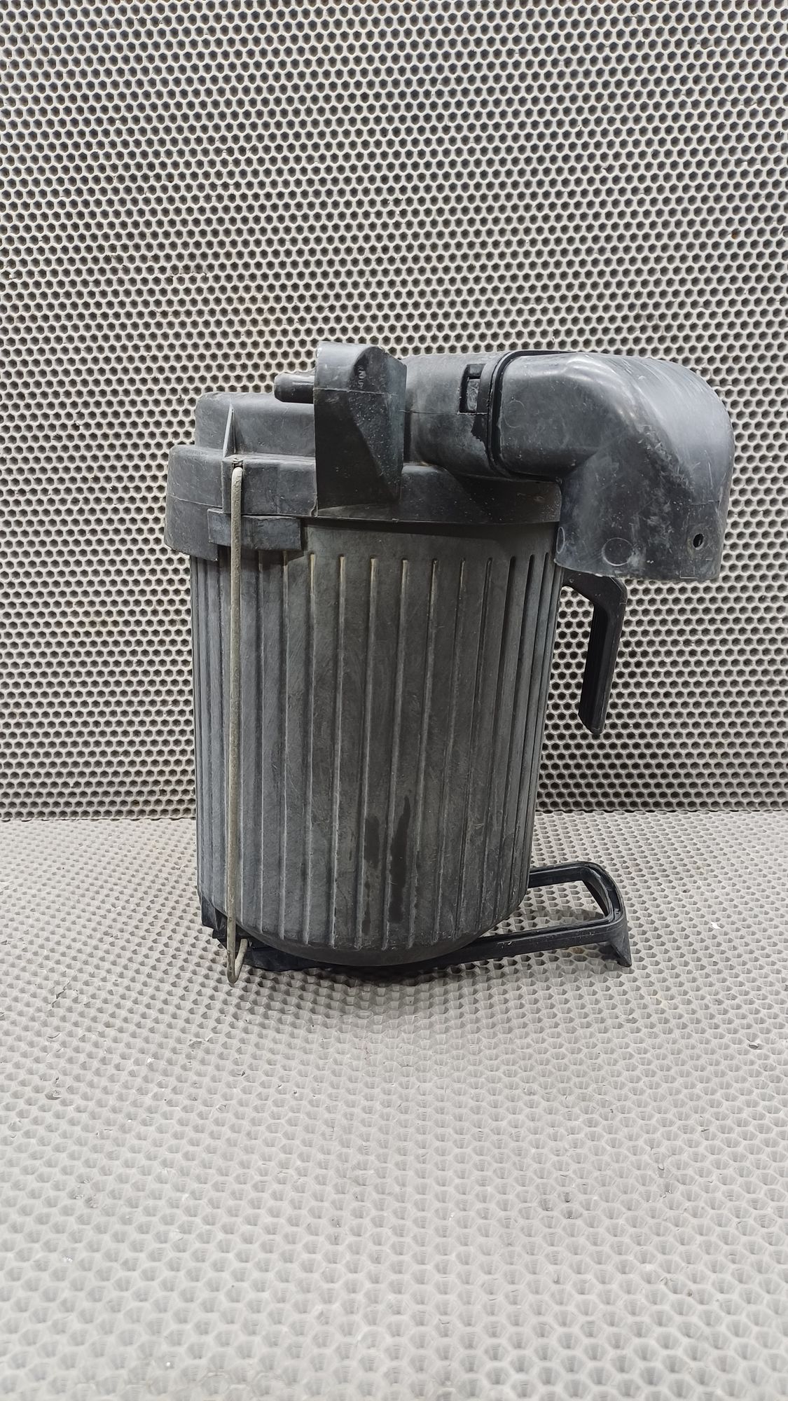https://ycs.partsauto.market/partsauto-images/thmbs/userImages/c8f07ba63eb5b2f0f6006ea854bf8f7d/part/dd9f3ef9-781e-4e0d-a09f-163e06ea4ea5_1774181297221.jpg