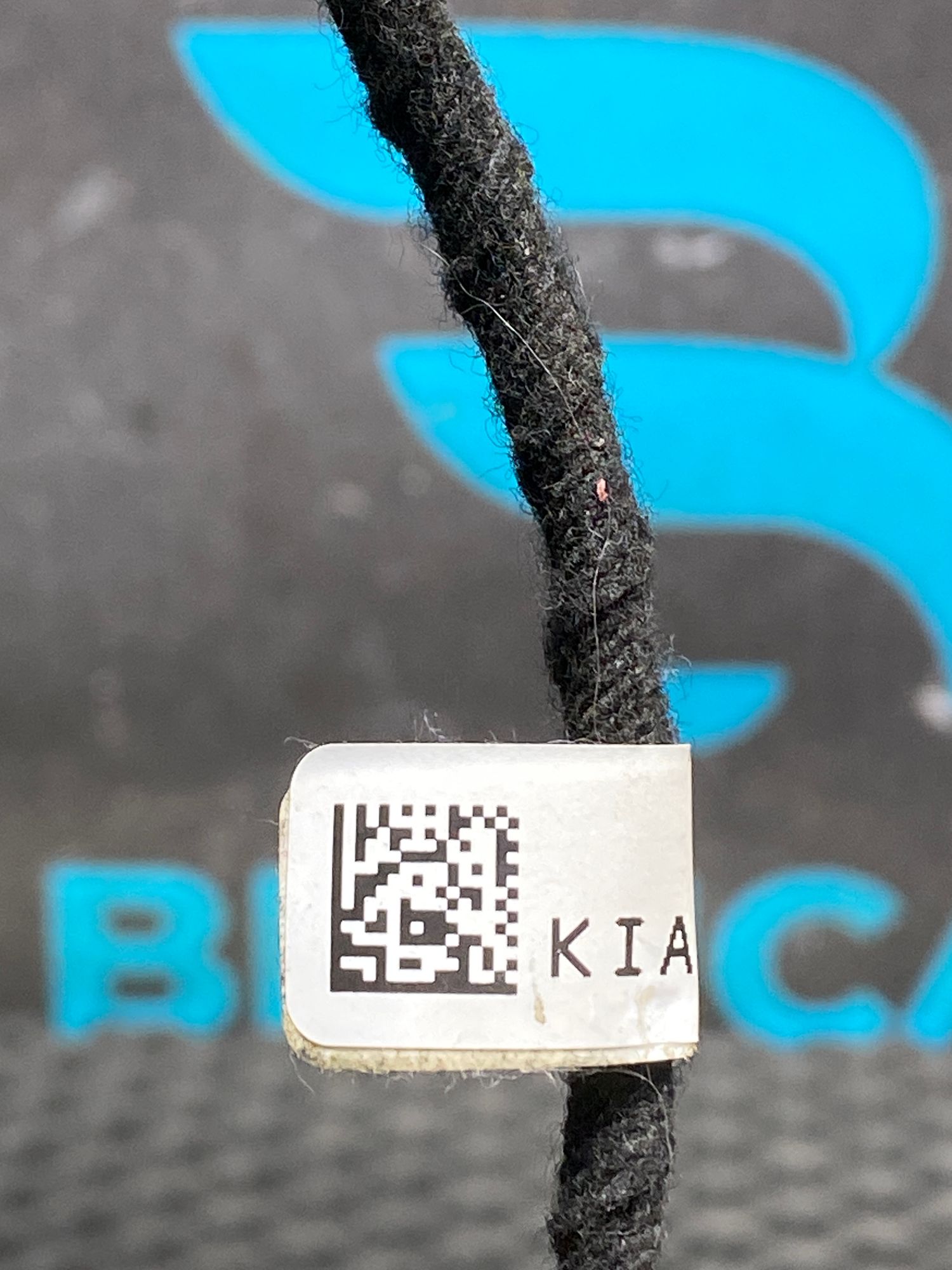 https://ycs.partsauto.market/partsauto-images/thmbs/userImages/c8f07ba63eb5b2f0f6006ea854bf8f7d/part/de4ac29c-42c2-43cb-b8d0-277e4b9a4f80_1777444525674.jpg