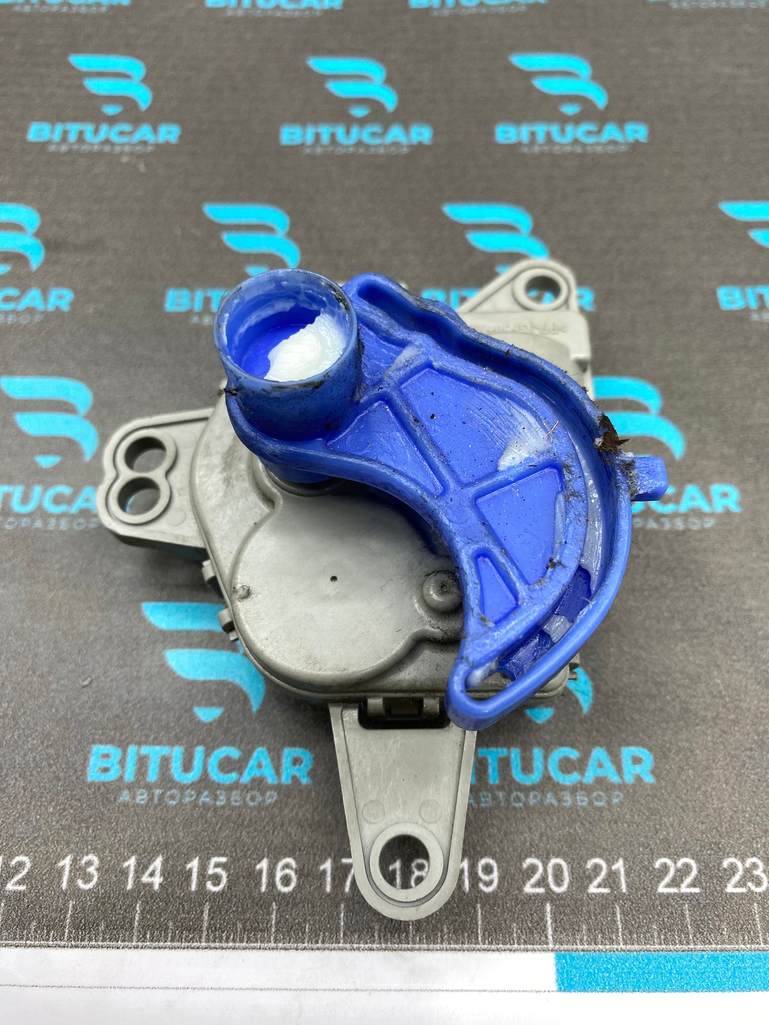 https://ycs.partsauto.market/partsauto-images/thmbs/userImages/c8f07ba63eb5b2f0f6006ea854bf8f7d/part/de4b34f4-ffb4-46ba-8500-c60b42bd9cfe_1770460656486.jpg