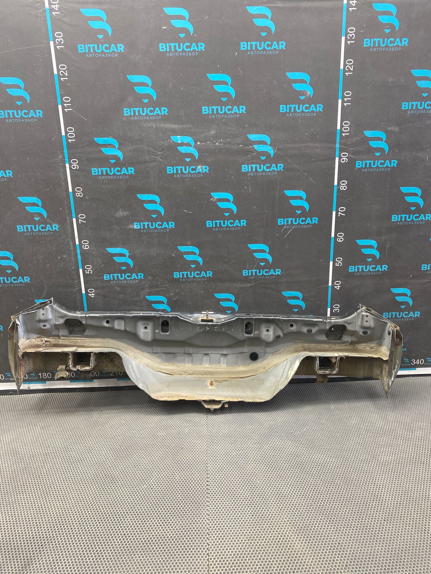 https://ycs.partsauto.market/partsauto-images/thmbs/userImages/c8f07ba63eb5b2f0f6006ea854bf8f7d/part/de723954-f7c9-4271-a057-90d600dda7af_1776430387745.jpg