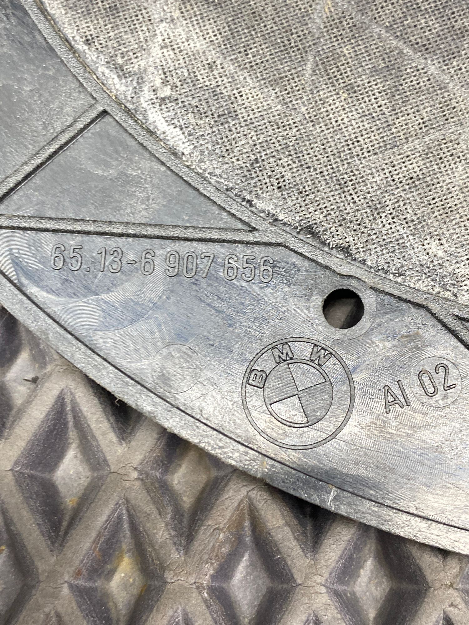 Б/У Решетка динамика BMW 7-Series 4 дорест. 2001—2005 2003 Черный, 990 рублей, Краснодар