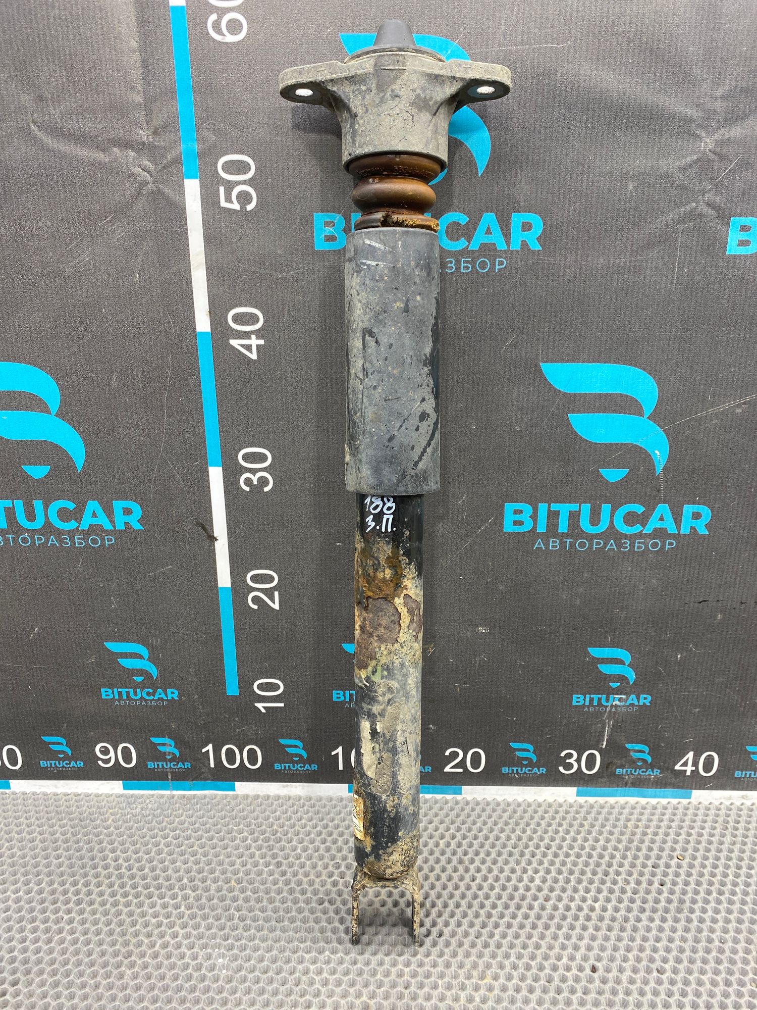 https://ycs.partsauto.market/partsauto-images/thmbs/userImages/c8f07ba63eb5b2f0f6006ea854bf8f7d/part/def1934f-6aca-4d86-b76f-2f10fe7a20ae_1777296937085.jpg