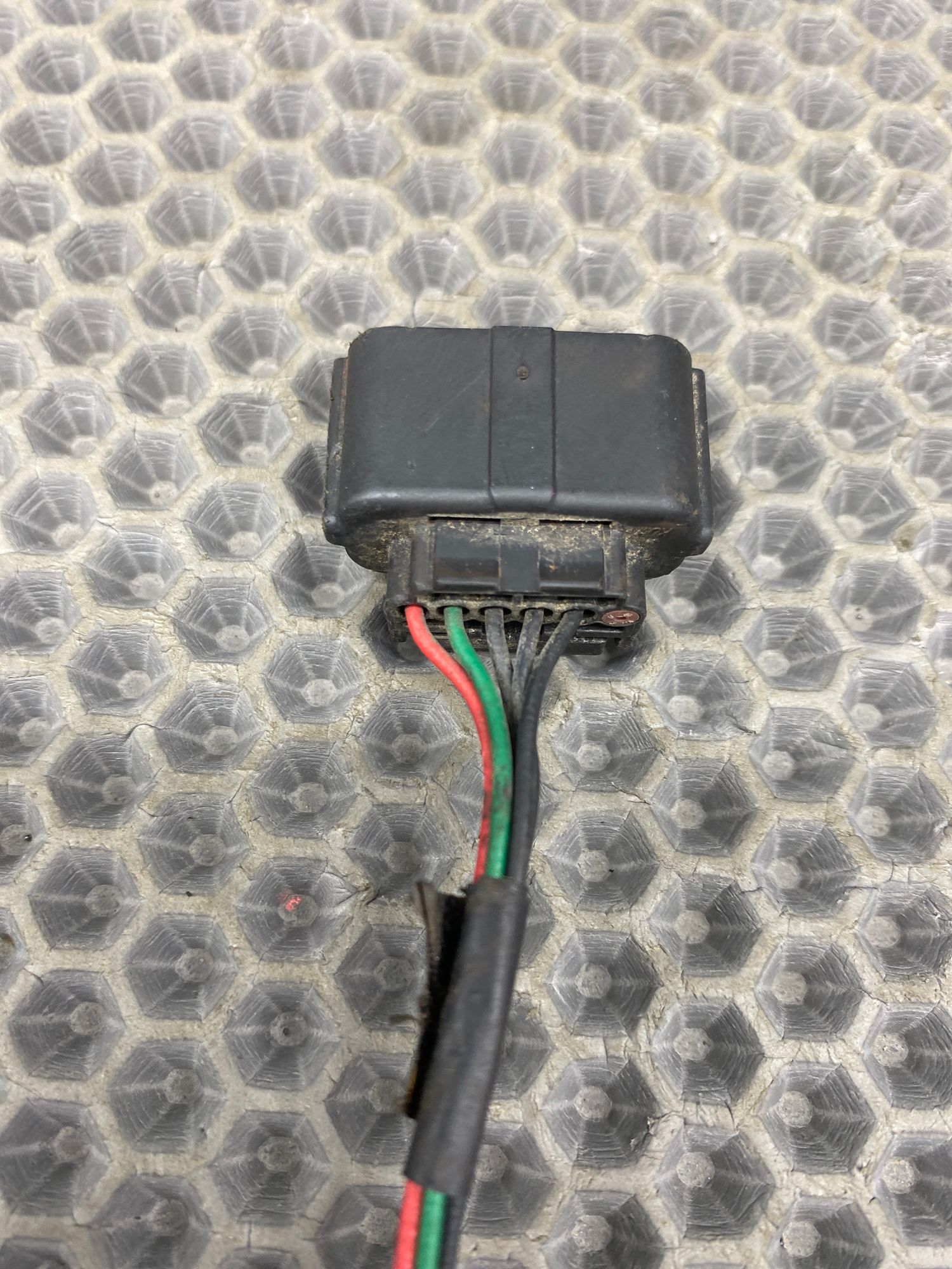 Б/У Фишка датчика парковки  Kia Optima 4 рест 2019г. 2.0L. G4ND АКПП, 890 рублей, Краснодар