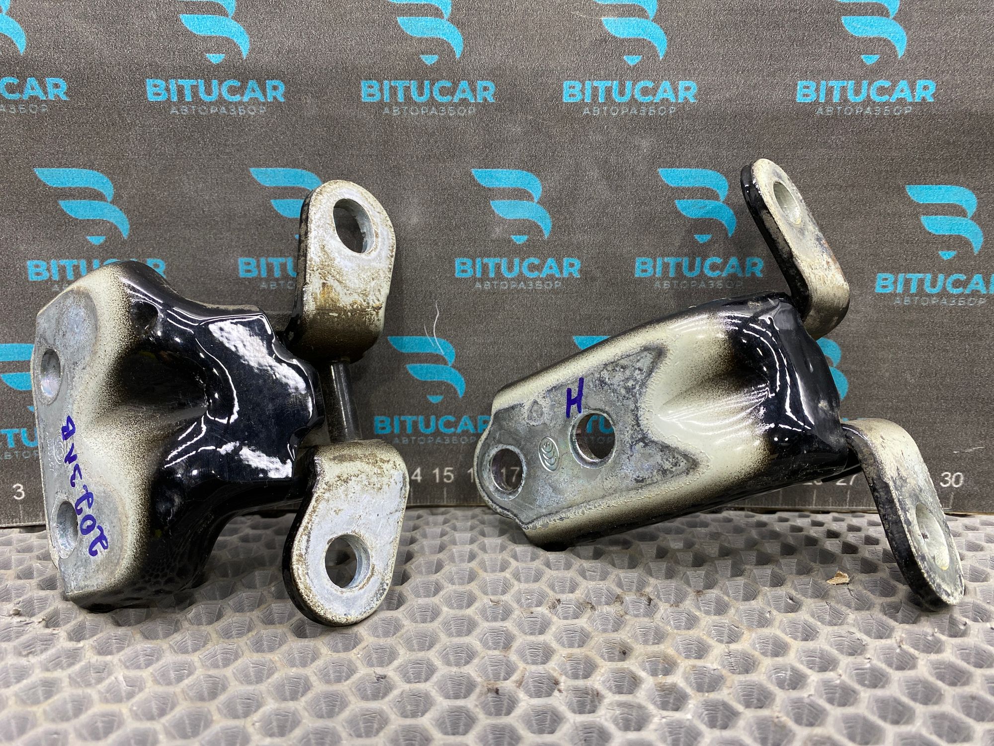 https://ycs.partsauto.market/partsauto-images/thmbs/userImages/c8f07ba63eb5b2f0f6006ea854bf8f7d/part/e0b2a89a-a026-4e36-8953-d0819c38bffa_1777626525600.jpg