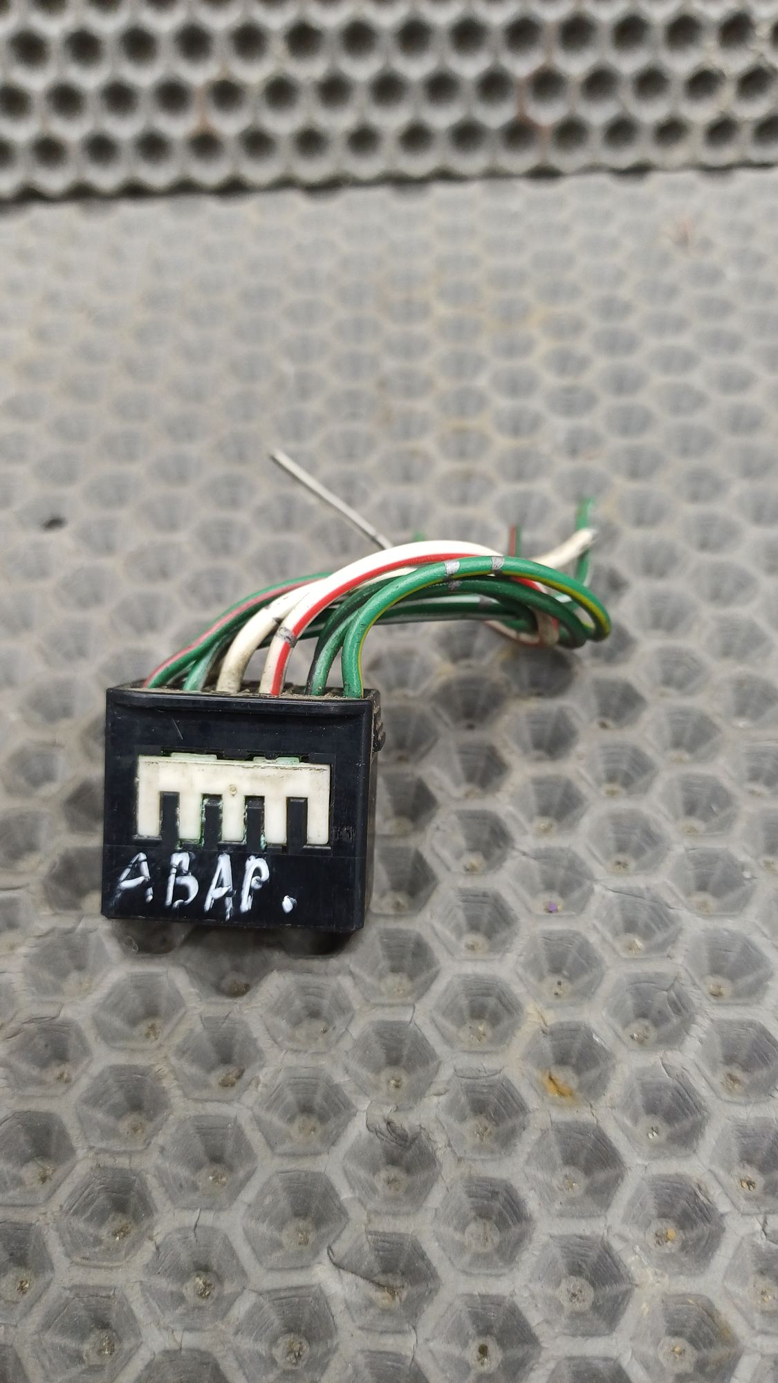 Б/У Фишка кнопки аварийного стоп сигнала Toyota CARINA E 6 дорест. 1992—1996 1994 Зеленый, 499 рублей, Краснодар