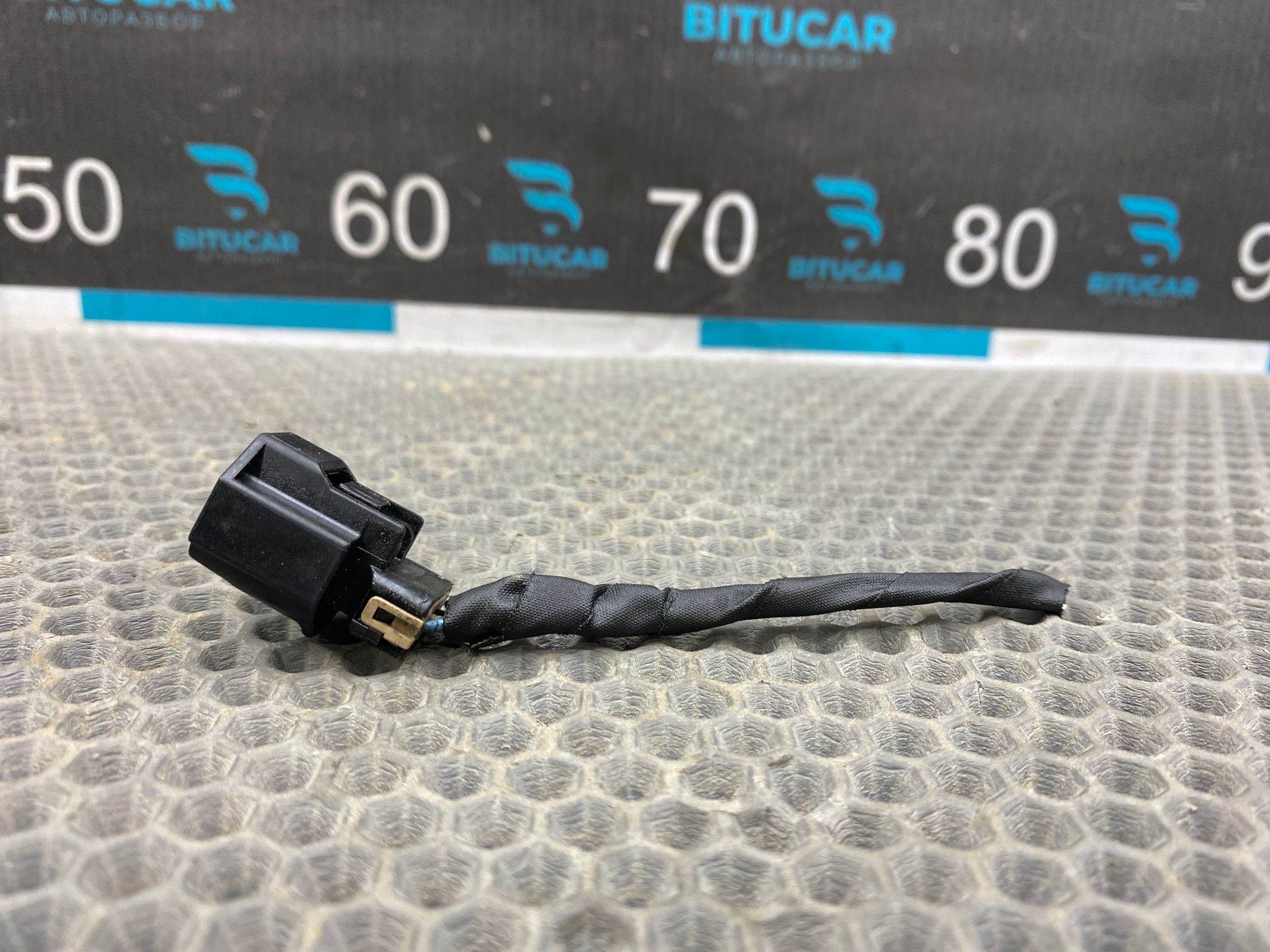 https://ycs.partsauto.market/partsauto-images/thmbs/userImages/c8f07ba63eb5b2f0f6006ea854bf8f7d/part/e2bdc639-1e3f-4479-ac13-ec8933cd94d6_1767792100419.jpg
