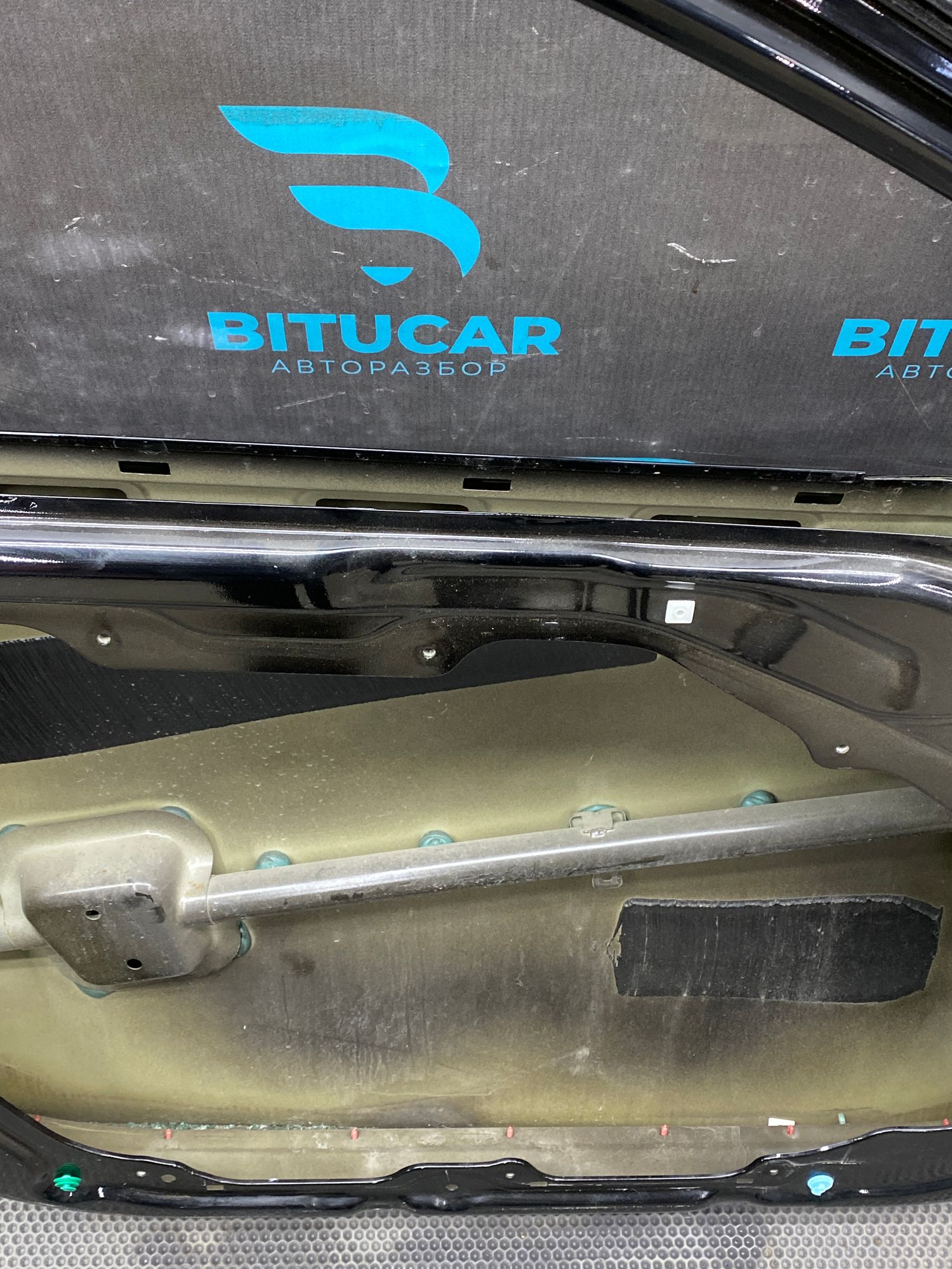https://ycs.partsauto.market/partsauto-images/thmbs/userImages/c8f07ba63eb5b2f0f6006ea854bf8f7d/part/e3ca9197-c877-4b64-b74e-645e63b8d012_1777301018828.jpg