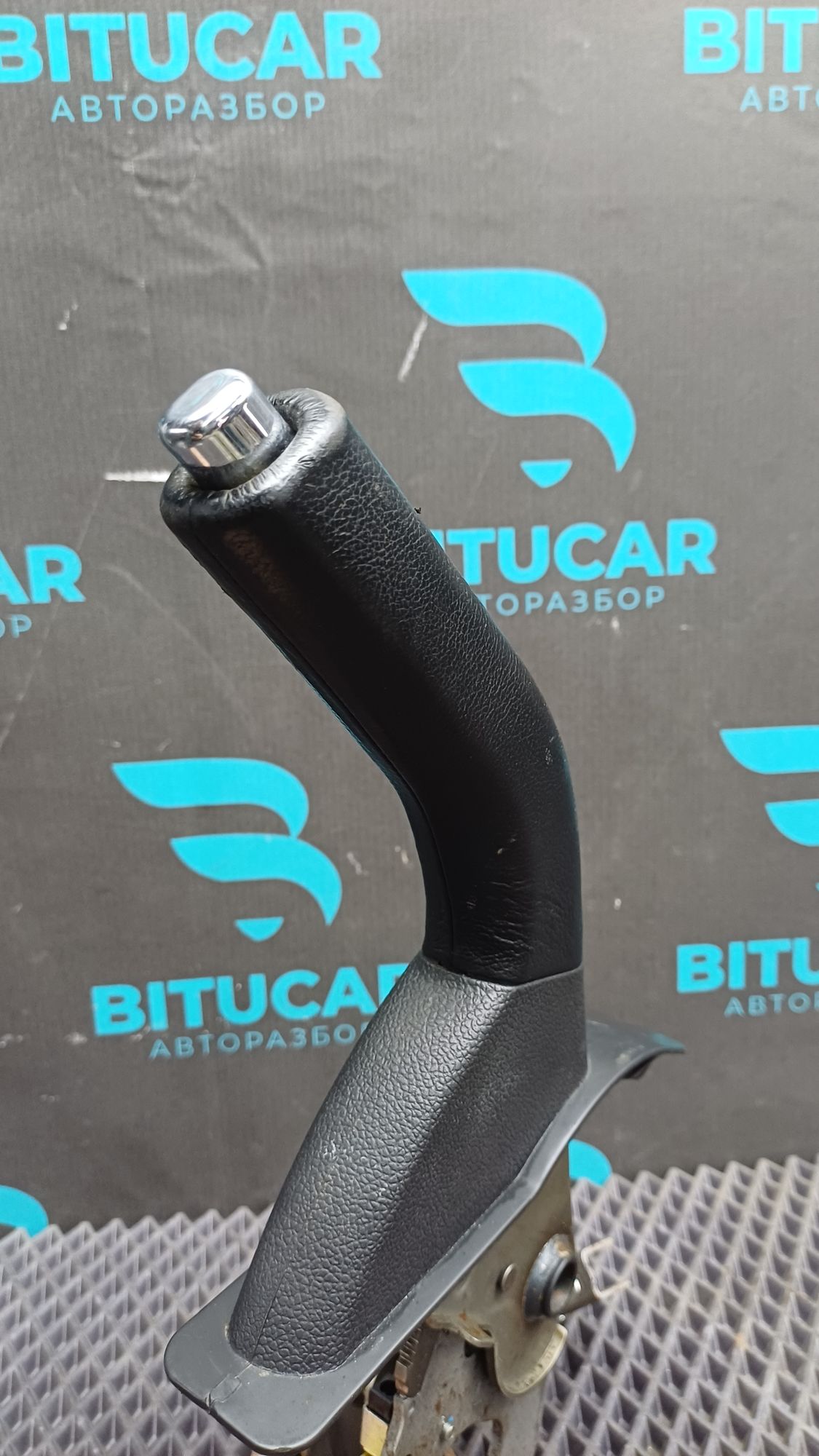 https://ycs.partsauto.market/partsauto-images/thmbs/userImages/c8f07ba63eb5b2f0f6006ea854bf8f7d/part/e4033895-91c5-4ad0-b7e6-ac57563eb17c_1774596273681.jpg