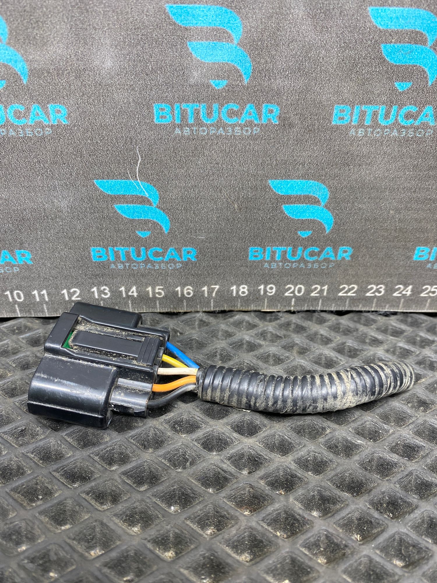 https://ycs.partsauto.market/partsauto-images/thmbs/userImages/c8f07ba63eb5b2f0f6006ea854bf8f7d/part/e4087c87-91e1-495f-8b86-a2a8a34dfa70_1777551513327.jpg