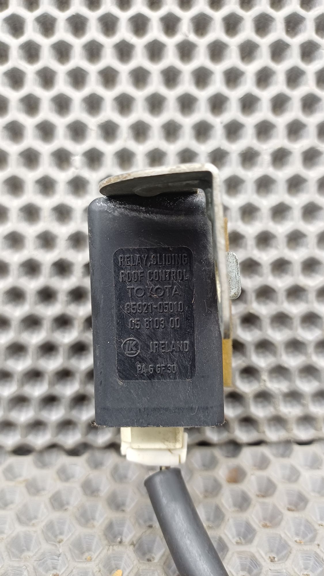 Б/У  реле фар с фишкой  Toyota CARINA E 6 дорест. 1992—1996 1994 Зеленый, 990 рублей, Краснодар