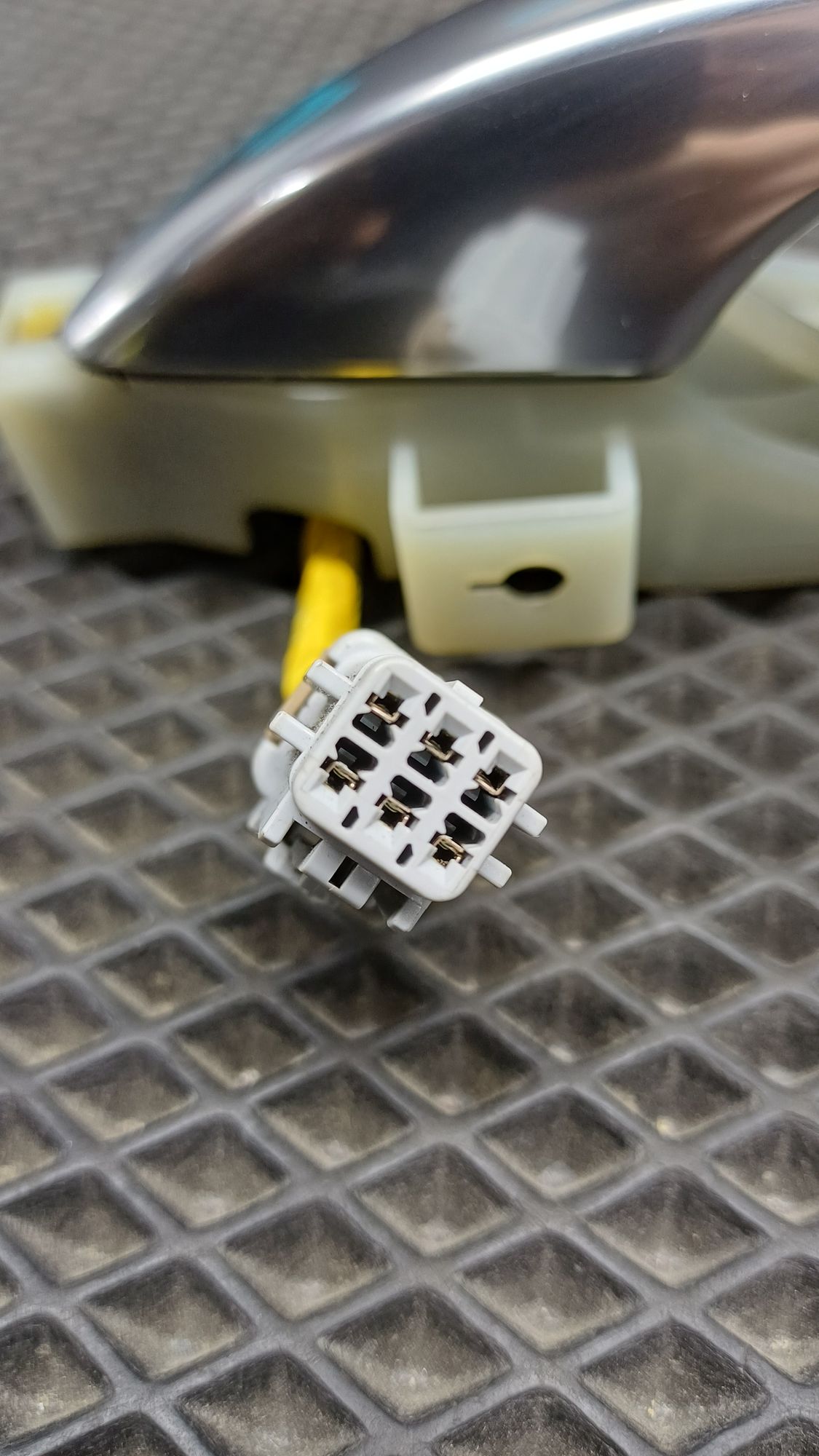 https://ycs.partsauto.market/partsauto-images/thmbs/userImages/c8f07ba63eb5b2f0f6006ea854bf8f7d/part/e4a35eee-4a48-43ee-8eb4-71e0f7100349_1777560836201.jpg