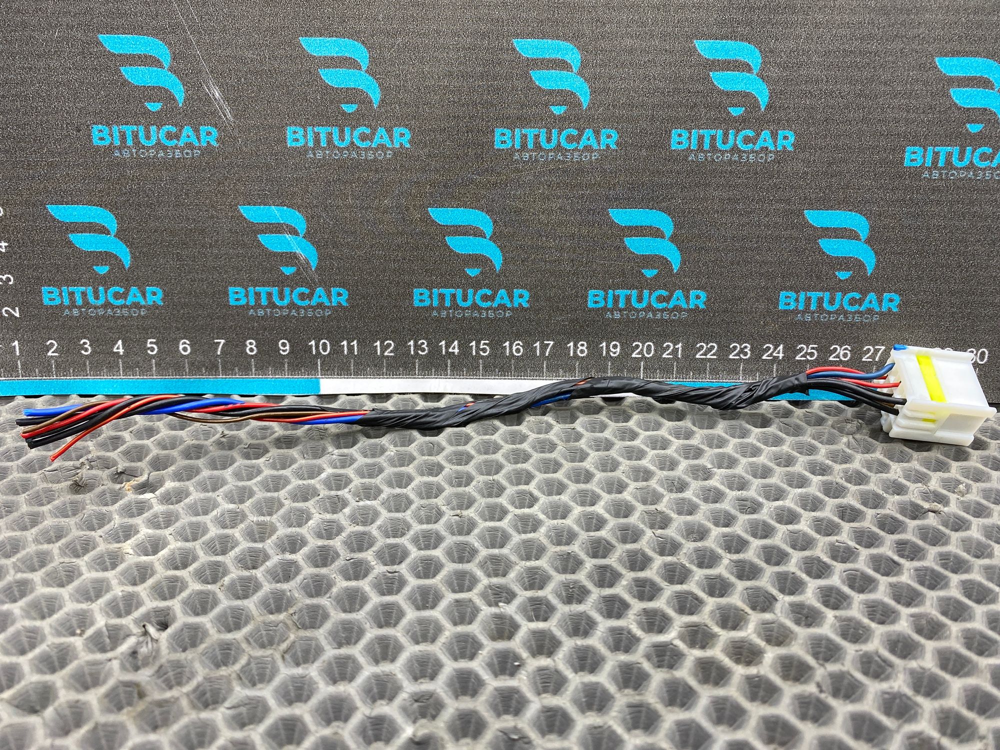 https://ycs.partsauto.market/partsauto-images/thmbs/userImages/c8f07ba63eb5b2f0f6006ea854bf8f7d/part/e4cf77bb-5375-498a-8a99-b9f067915247_1777808521451.jpg