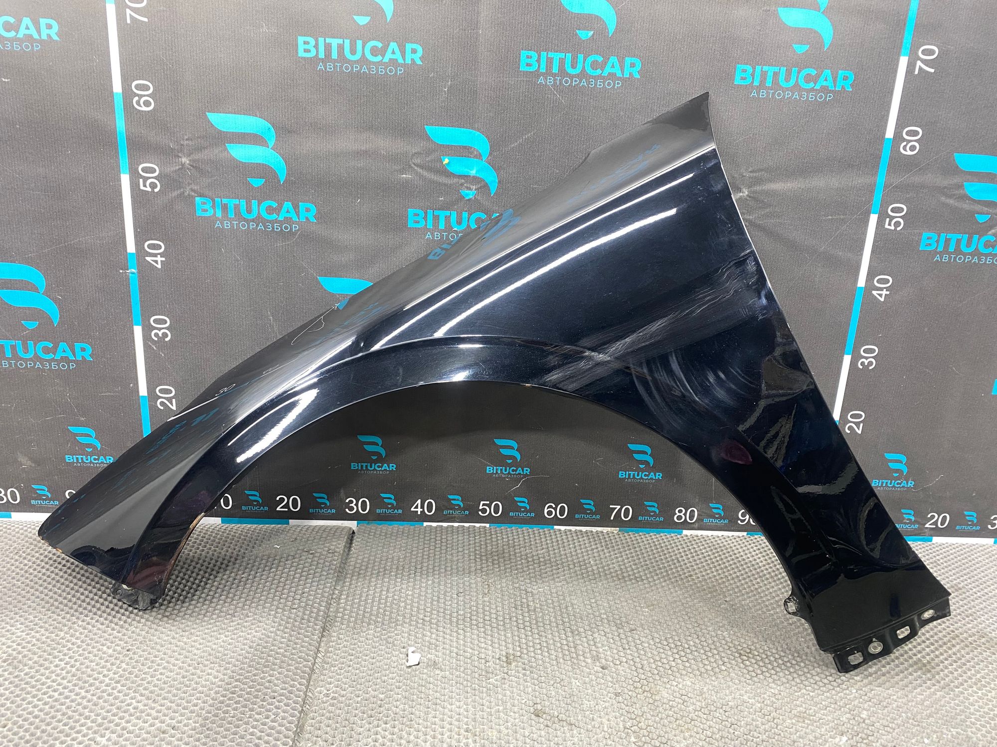 https://ycs.partsauto.market/partsauto-images/thmbs/userImages/c8f07ba63eb5b2f0f6006ea854bf8f7d/part/e53059ba-6021-4ca6-80bb-09fe39e44256_1769266094678.jpg