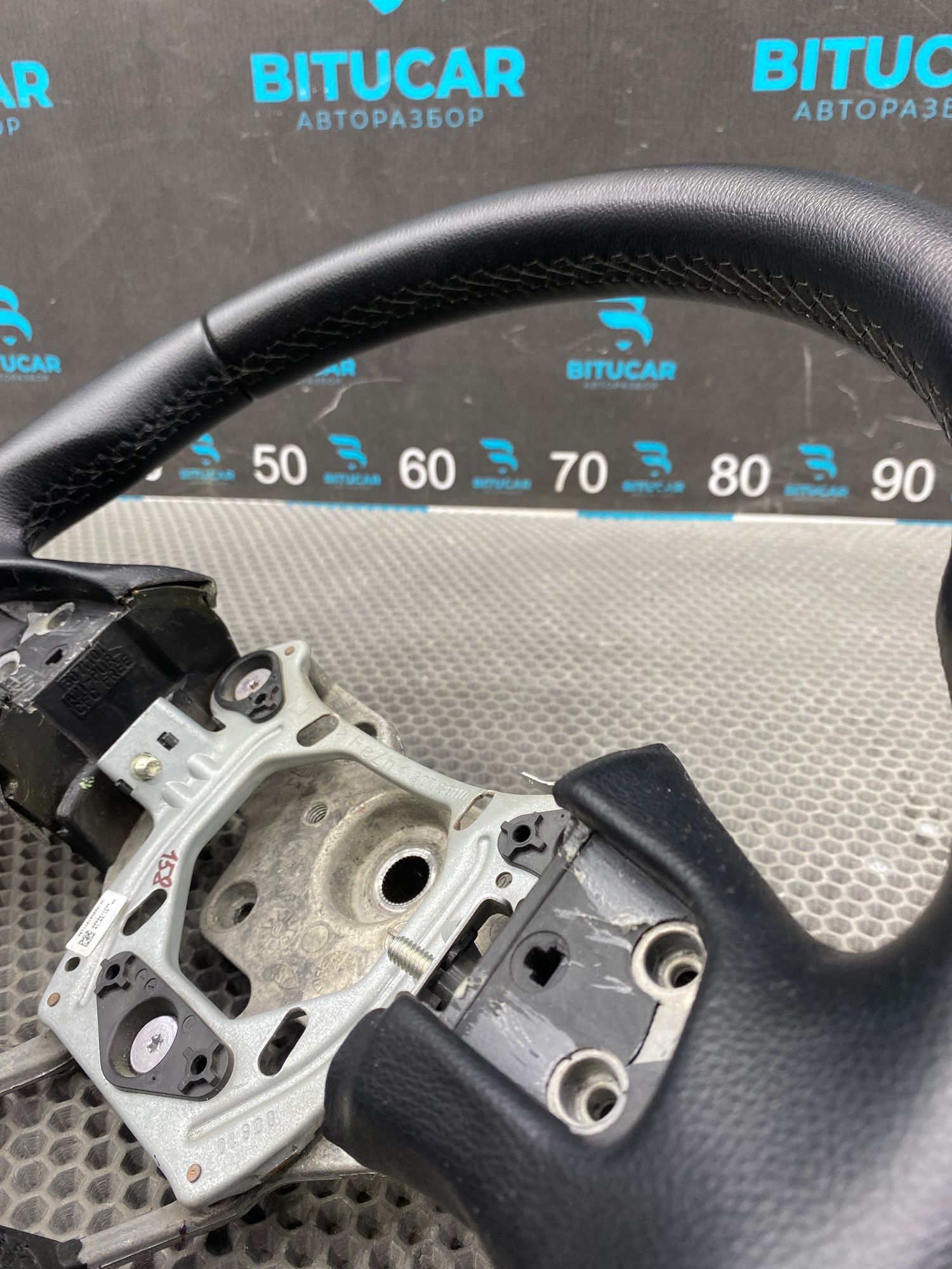 https://ycs.partsauto.market/partsauto-images/thmbs/userImages/c8f07ba63eb5b2f0f6006ea854bf8f7d/part/e59442c5-16ed-47b4-80aa-6d87df0d131b_1774868921141.jpg