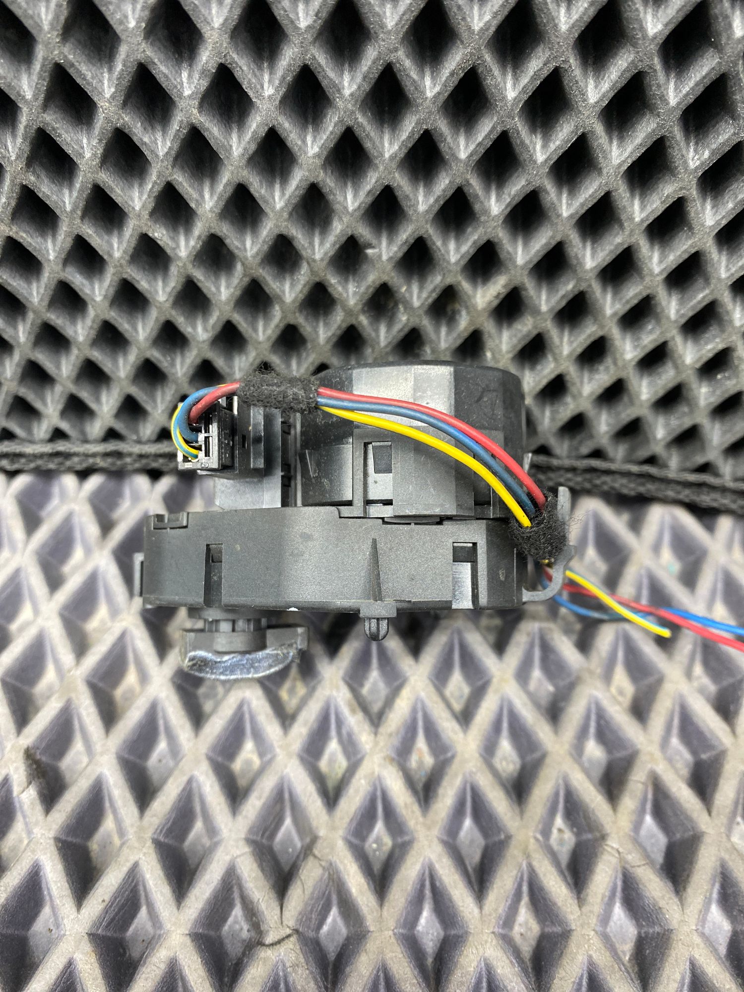 Б/У Сервопривод заслонки печки BMW 7-Series 4 дорест. 2001—2005 2003 Черный, 790 рублей, Краснодар