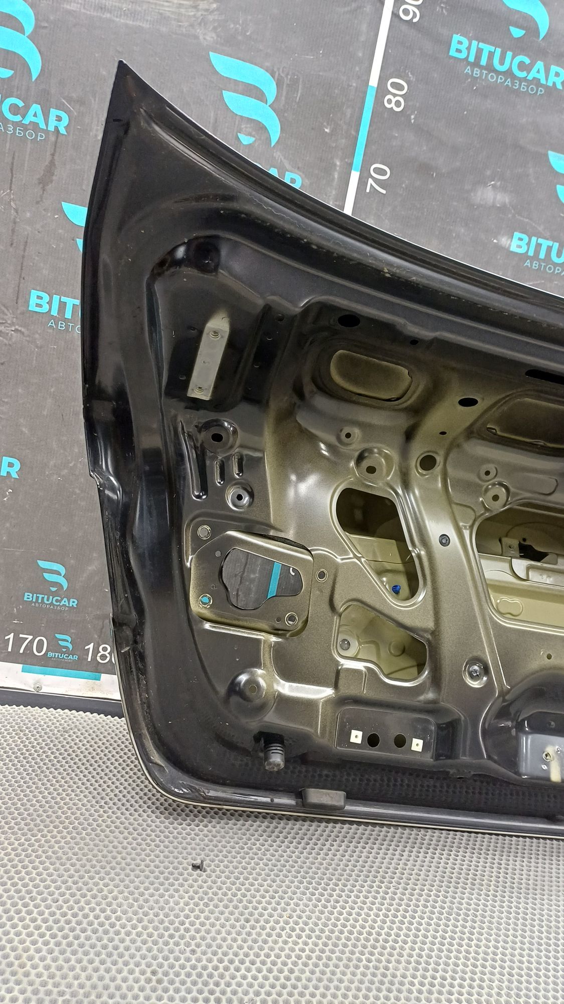 https://ycs.partsauto.market/partsauto-images/thmbs/userImages/c8f07ba63eb5b2f0f6006ea854bf8f7d/part/e84cbb2c-755c-40ac-899a-46c391324d1a_1777272642461.jpg