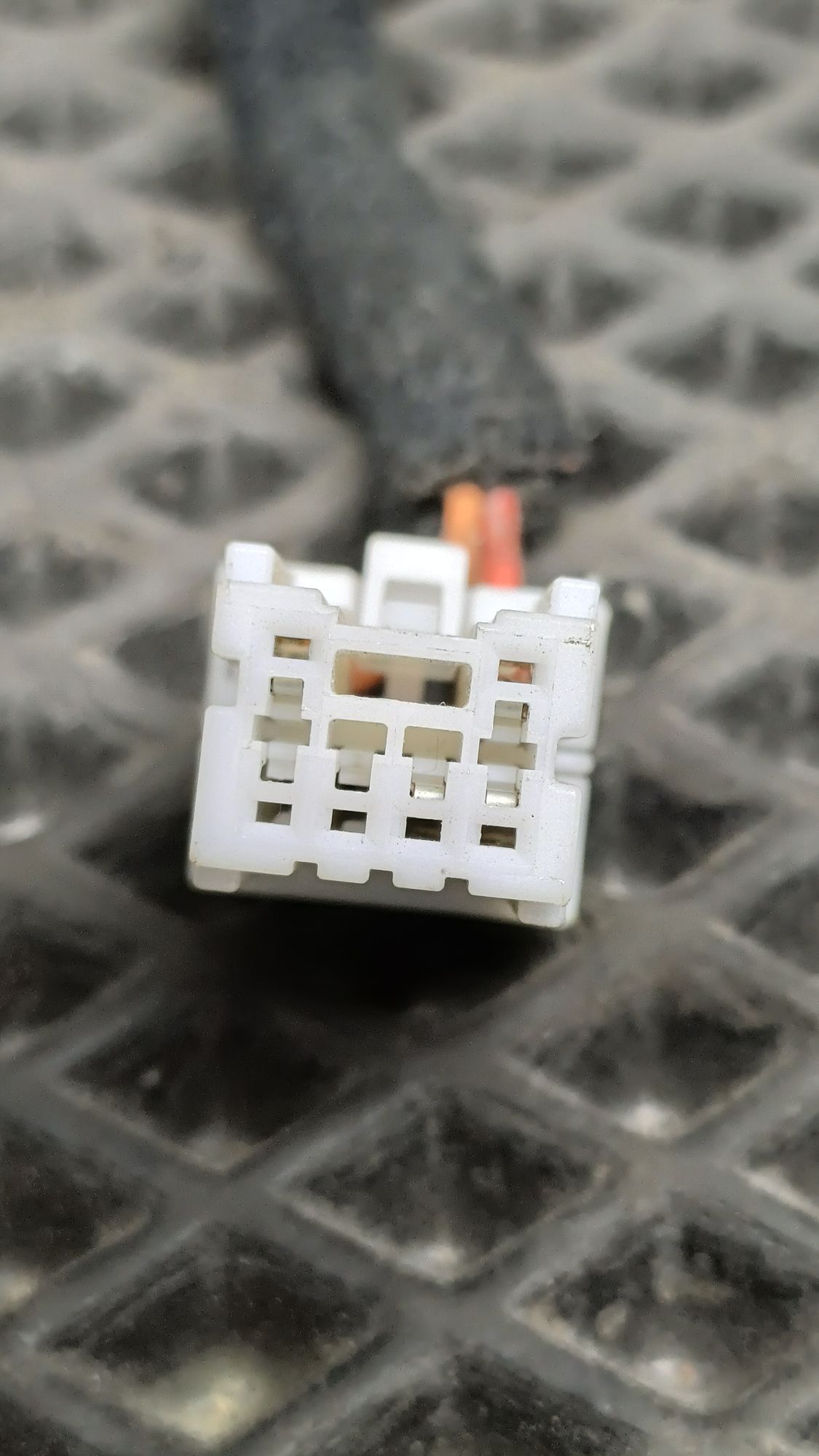 https://ycs.partsauto.market/partsauto-images/thmbs/userImages/c8f07ba63eb5b2f0f6006ea854bf8f7d/part/e84f4335-a16a-45bd-8302-f744a021e151_1777538890647.jpg