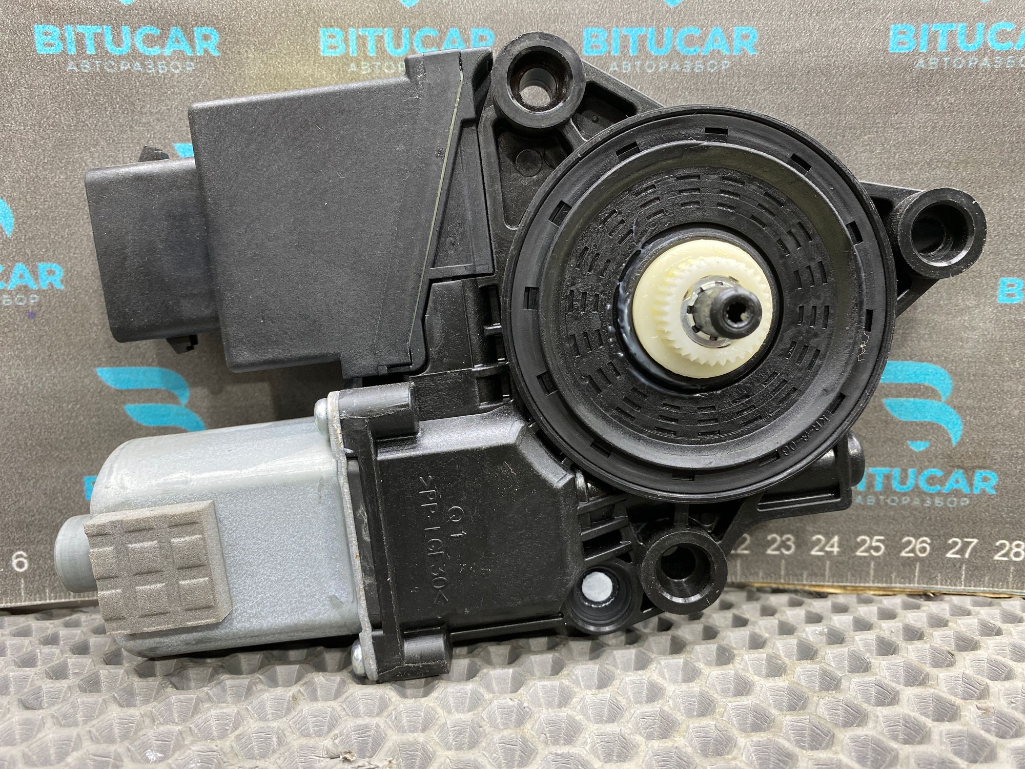 https://ycs.partsauto.market/partsauto-images/thmbs/userImages/c8f07ba63eb5b2f0f6006ea854bf8f7d/part/ea5e65eb-a50e-4d5f-aba8-da1d13ffe6a0_1777646557280.jpg