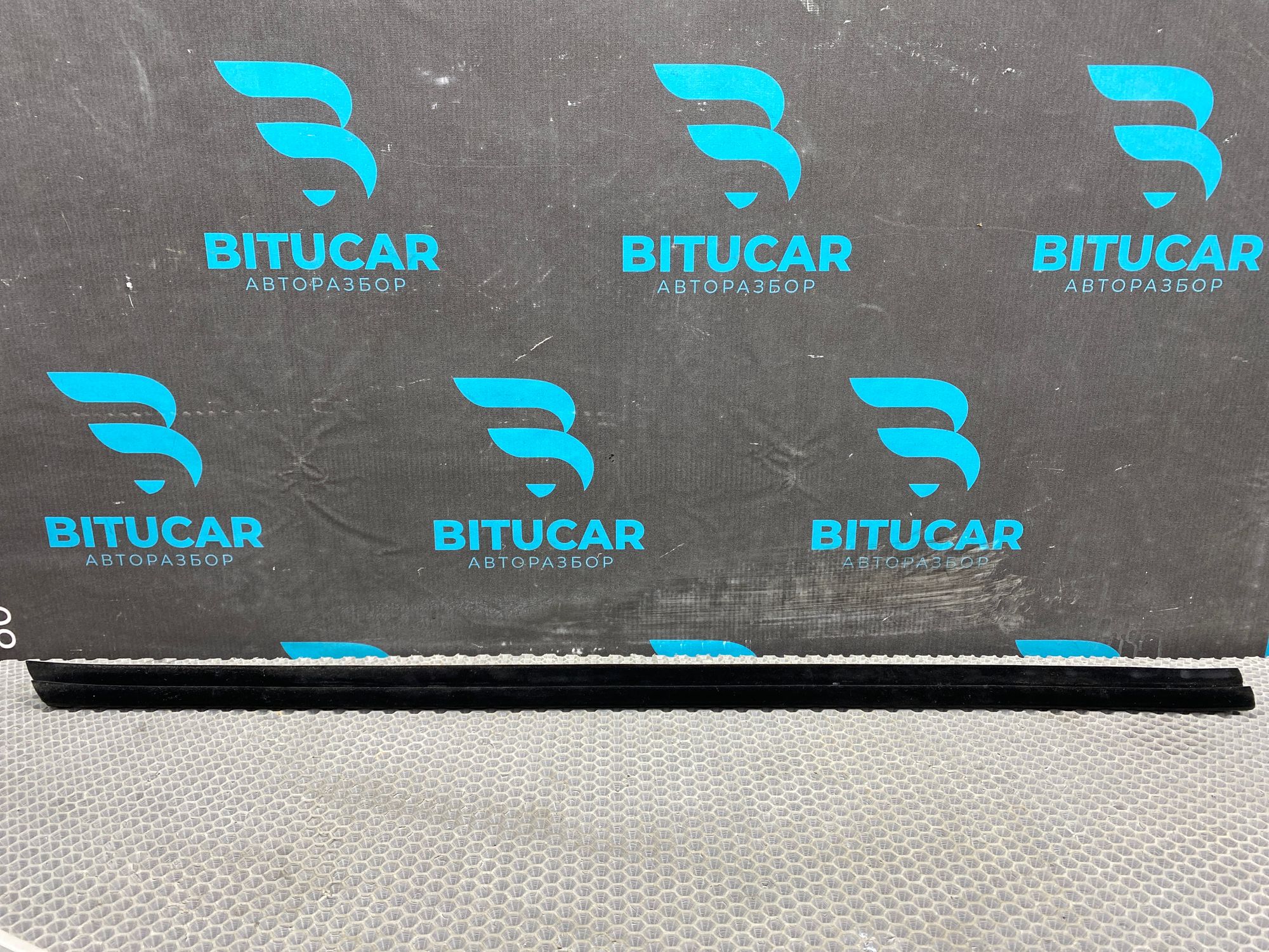 https://ycs.partsauto.market/partsauto-images/thmbs/userImages/c8f07ba63eb5b2f0f6006ea854bf8f7d/part/eb94e02c-38b4-4e0c-9dff-88c8cfc58b19_1777030801602.jpg