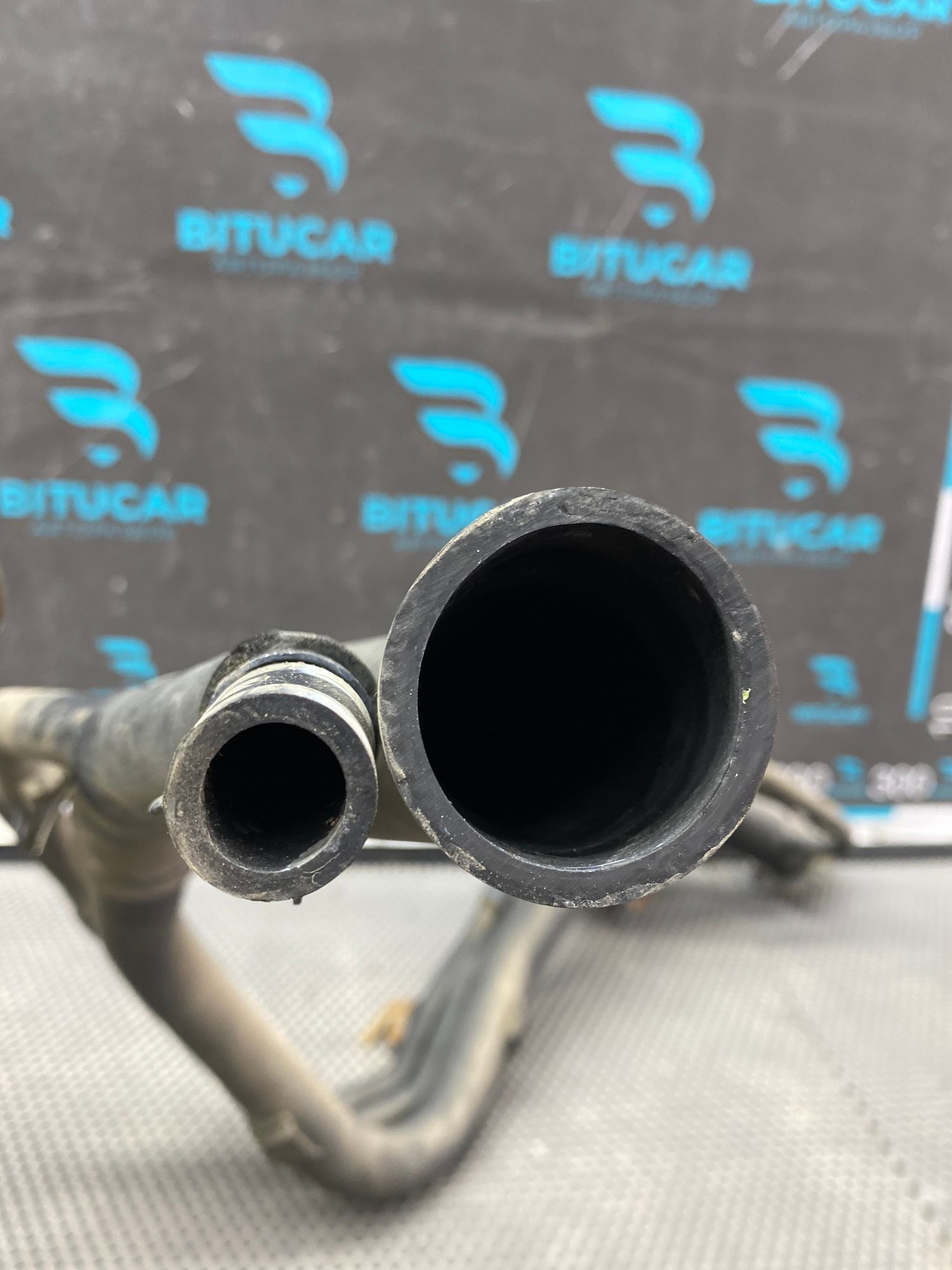 https://ycs.partsauto.market/partsauto-images/thmbs/userImages/c8f07ba63eb5b2f0f6006ea854bf8f7d/part/ebdb885a-4d55-4af7-9a62-8d5903dcb0bf_1777470167023.jpg