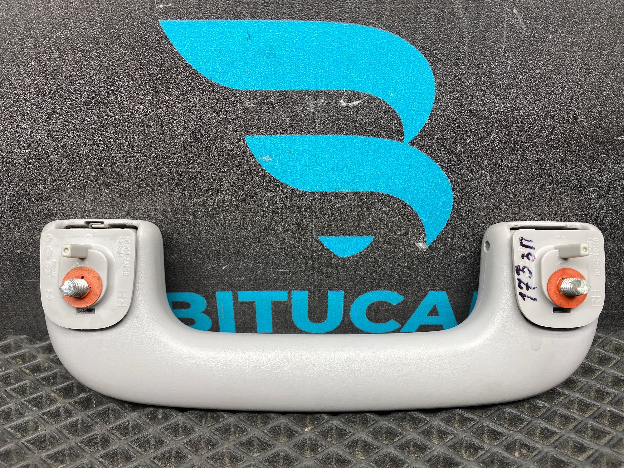 Б/У Ручка потолочная  Kia Rio 4 (G4FG) 1.6L AT 2021, 499 рублей, Краснодар